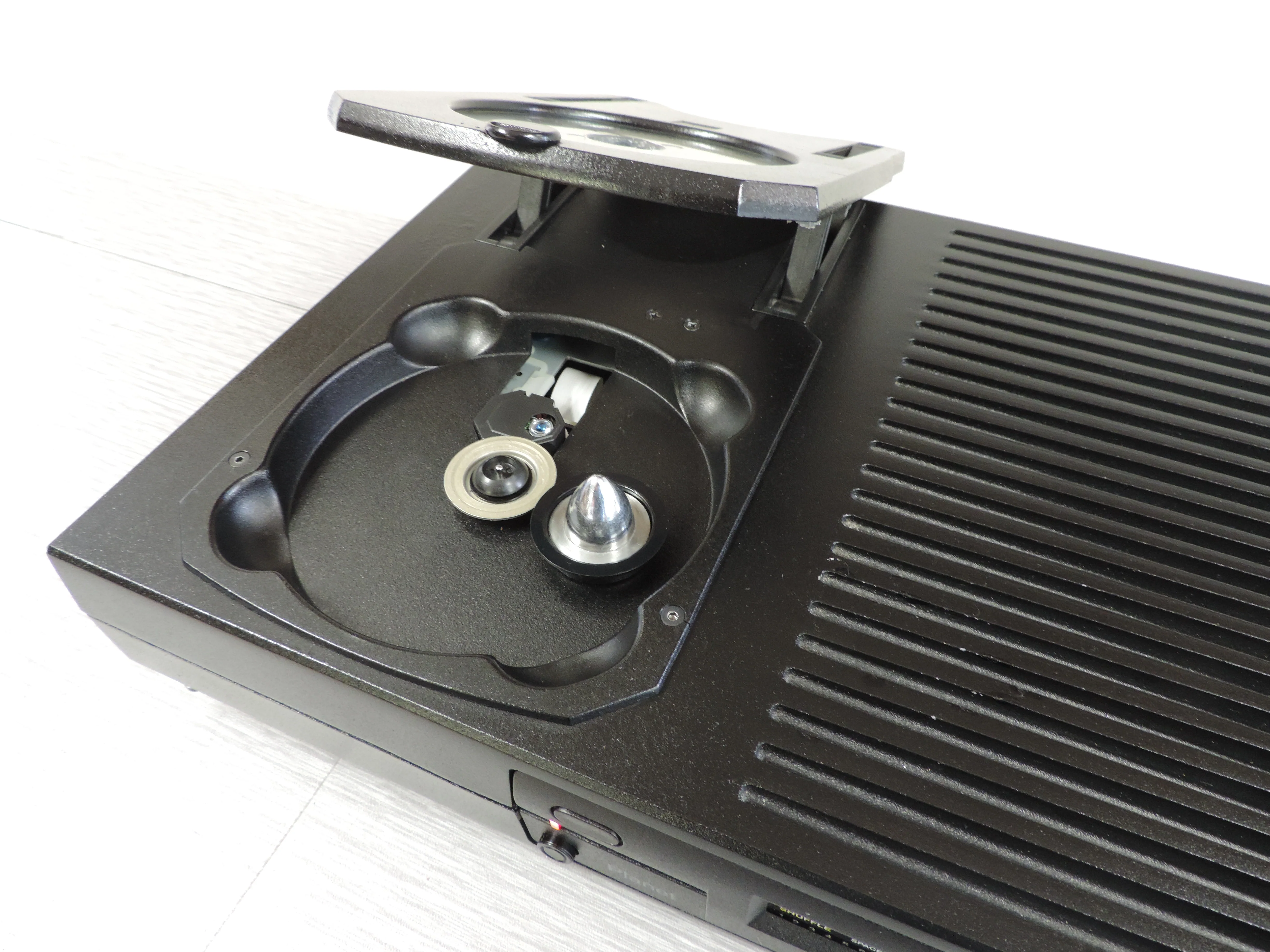 REGA Planet Single CD Player * Weight Stabilizer Mod * New Laser - Image 10
