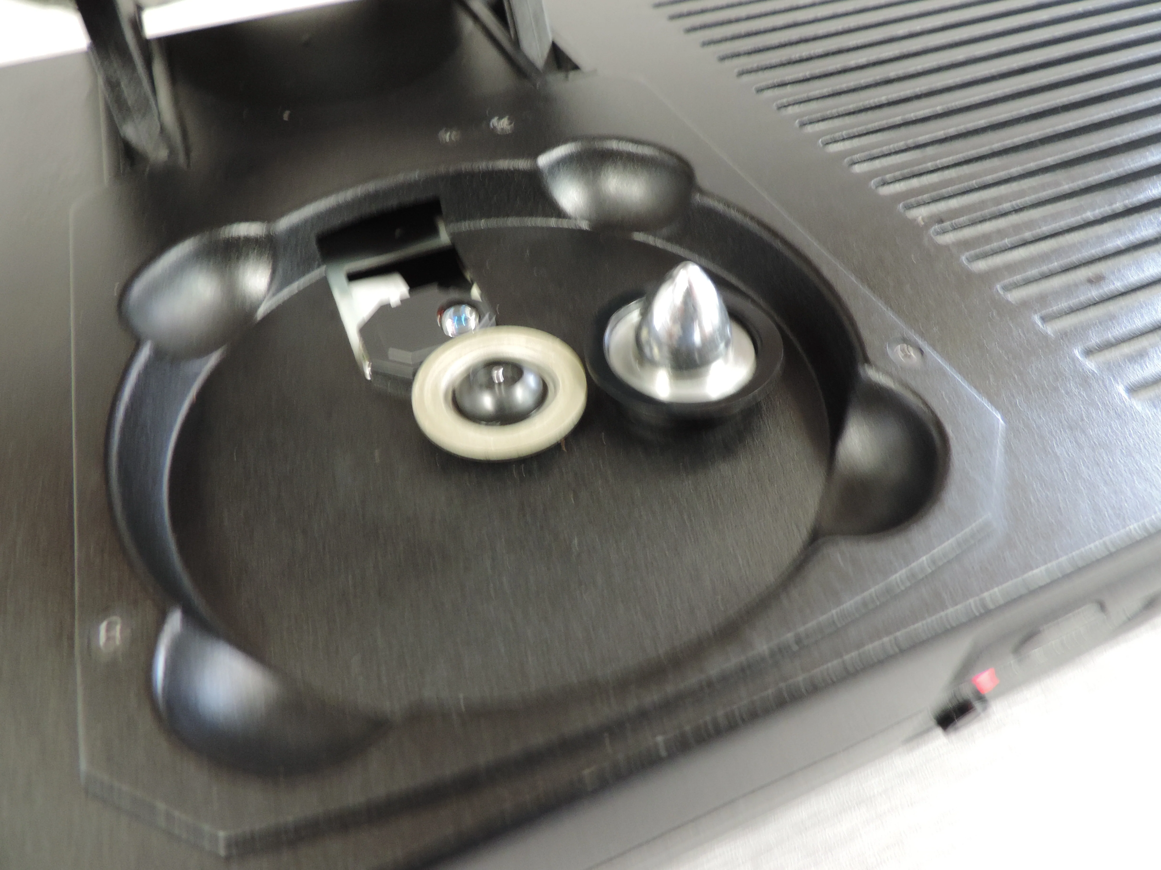 REGA Planet Single CD Player * Weight Stabilizer Mod * New Laser - Image 11