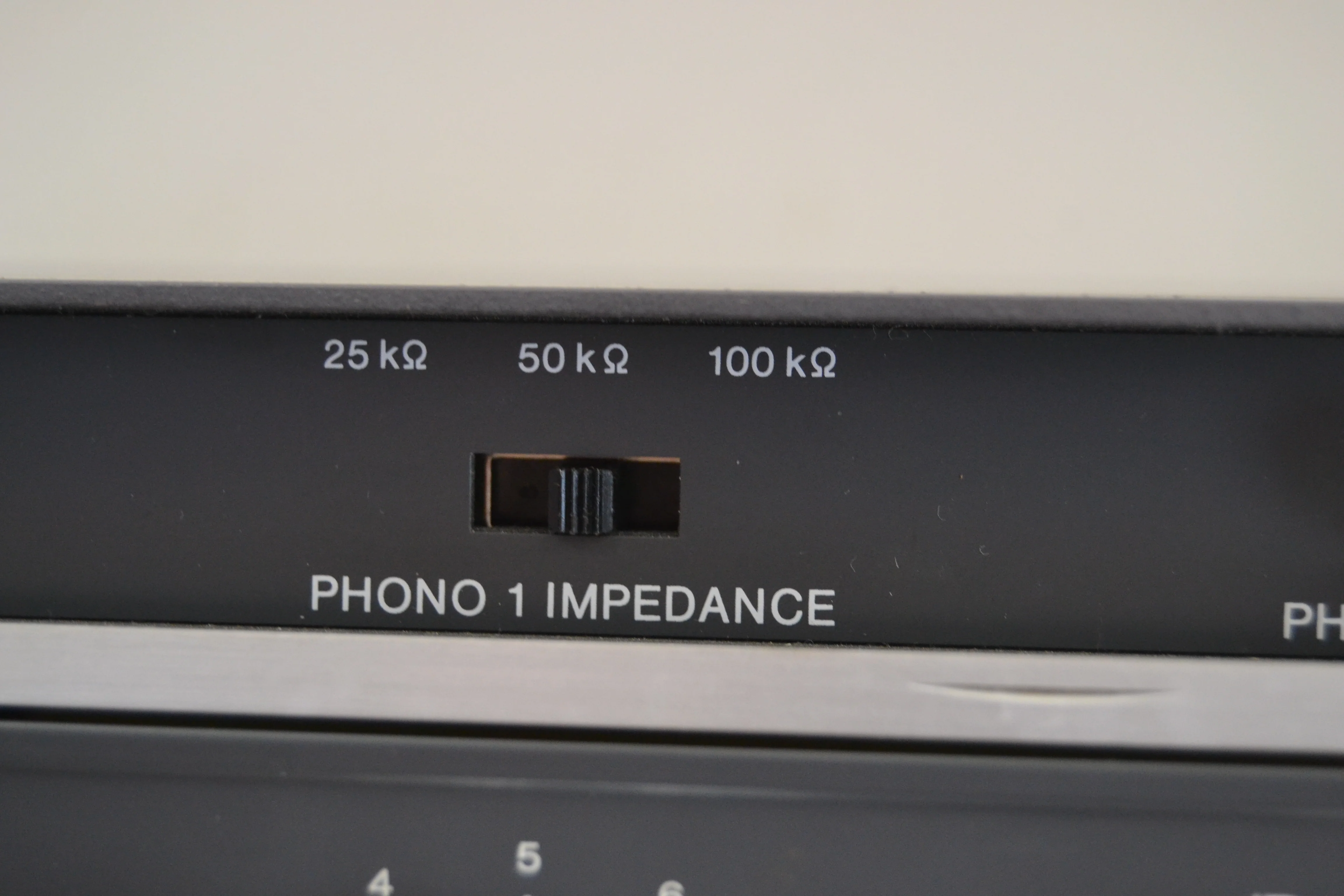 Revox B-750 MK1 Stereo Integrated Amplifier * Recapped and Relay Board Rebuilt * - Image 15