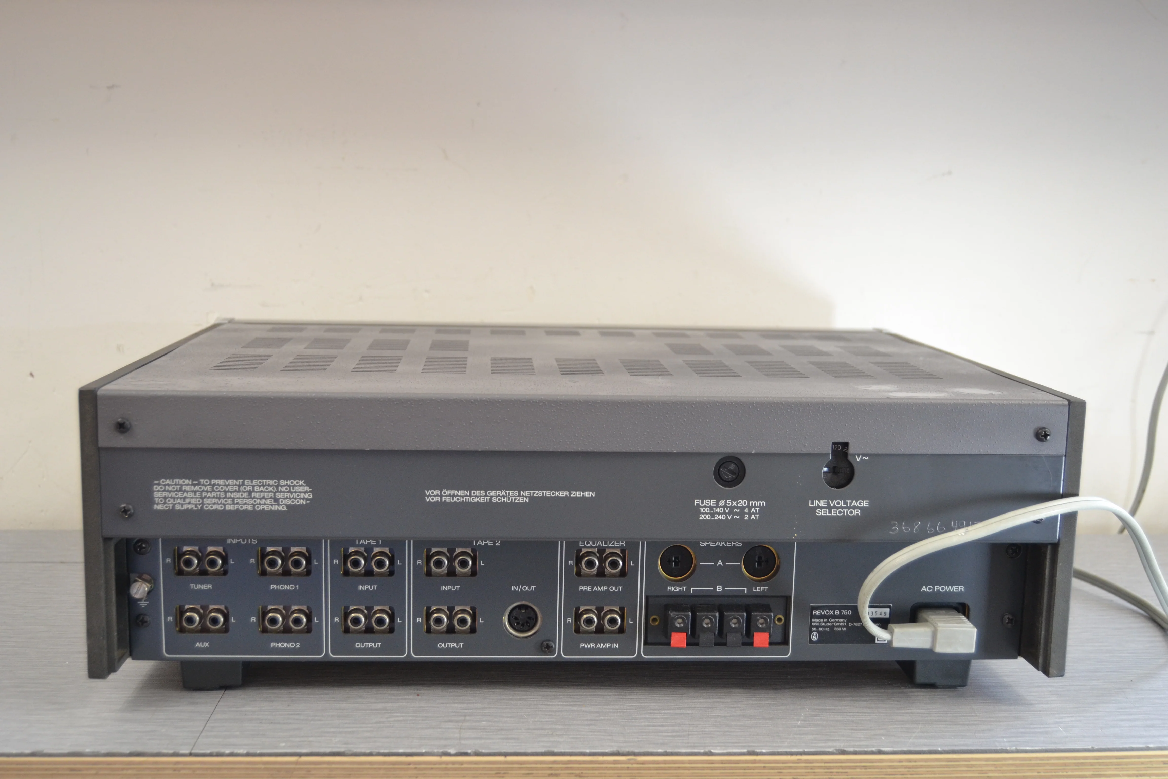 Revox B-750 MK1 Stereo Integrated Amplifier * Recapped and Relay Board Rebuilt * - Image 16