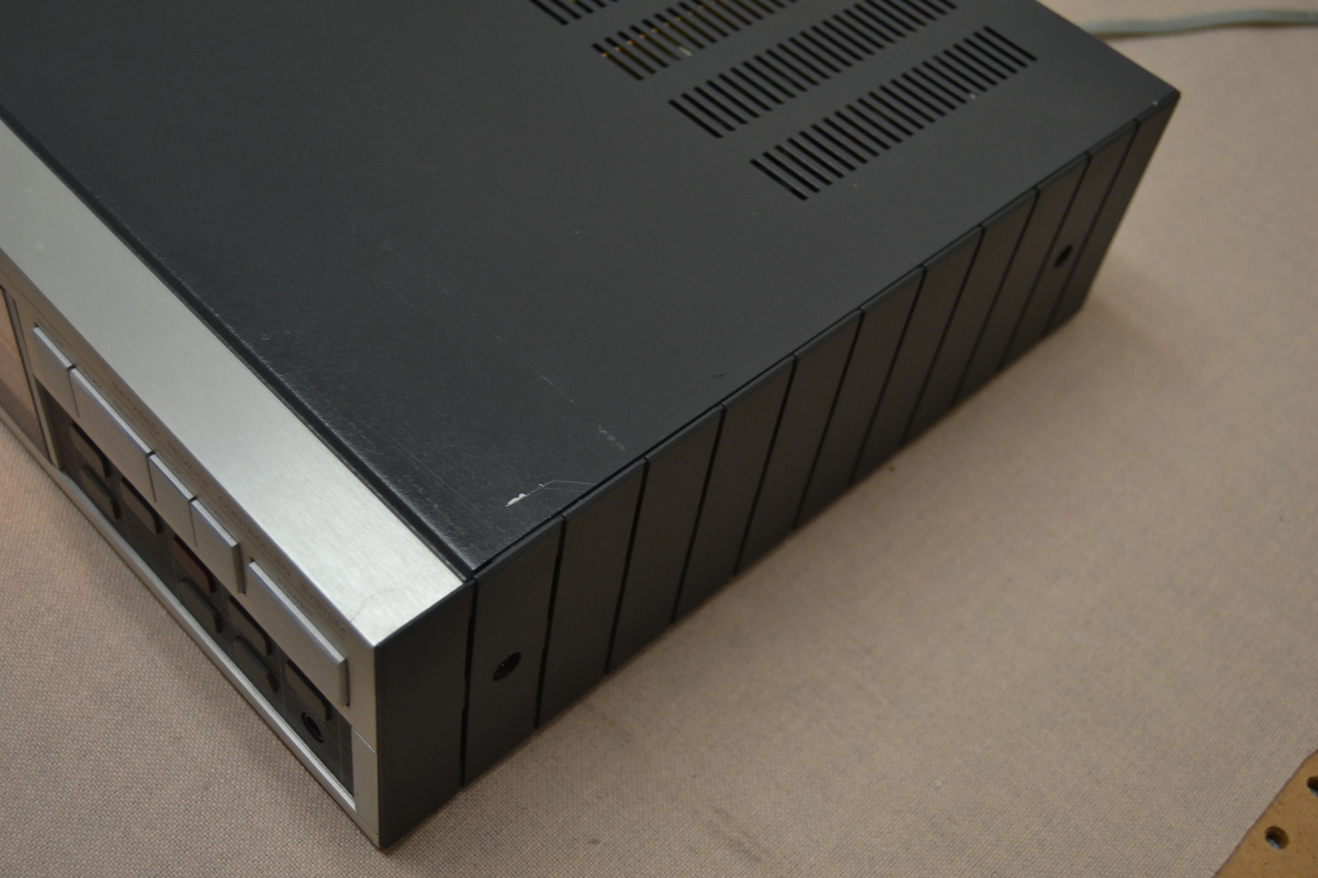 Revox B225 Compact Disc Player (1985) * Fully Serviced and Restored to Factory Specs * Original Box - Image 7