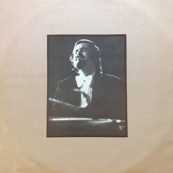 Ronnie Kole Trio - Live Kole (Recorded Live At Carnegie Hall) (2xLP) (Very Good Plus (VG+)) - Image 5