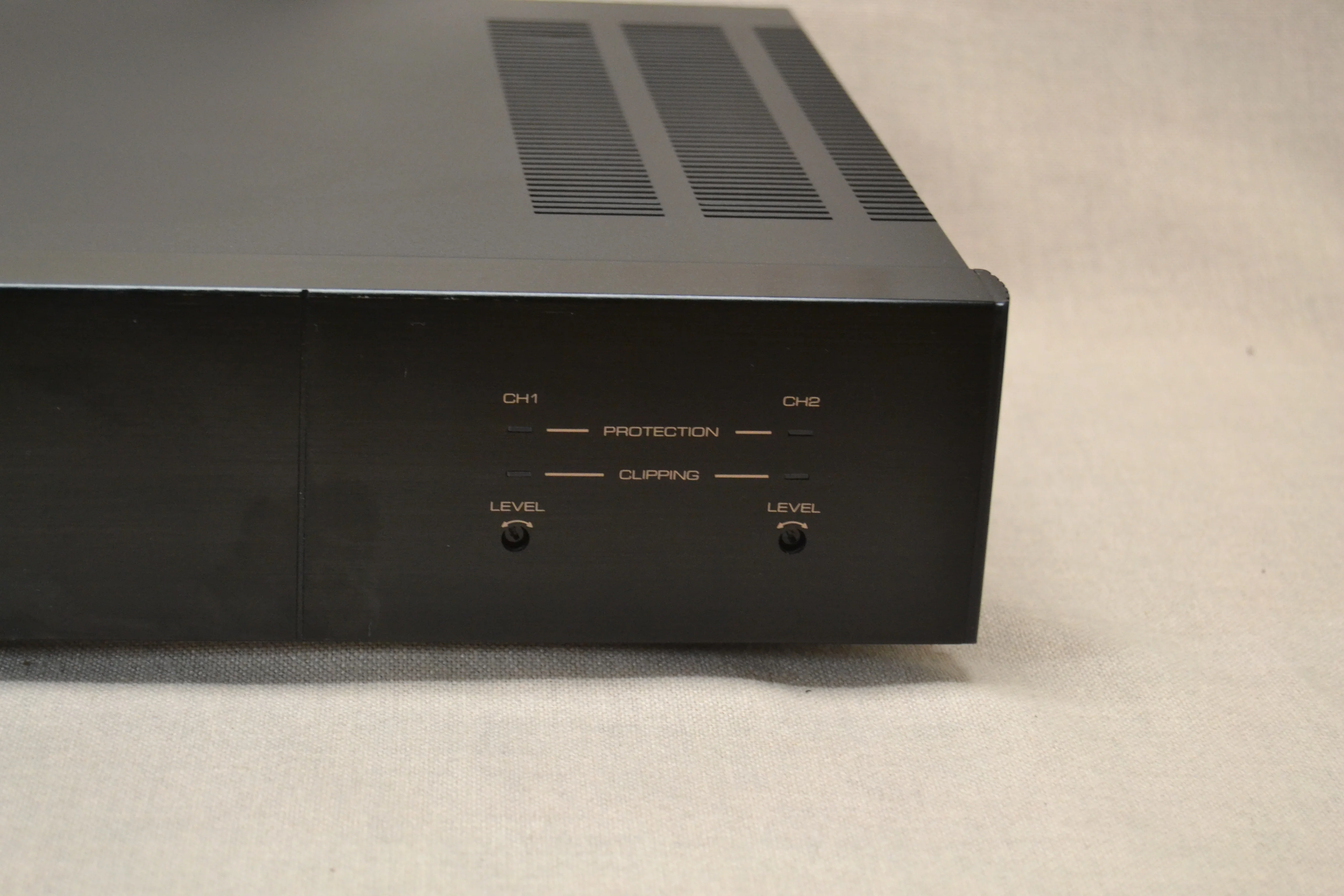 Rotel RB-951 MKII Power Amplifier - Image 4