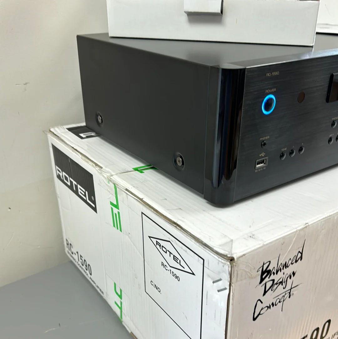 Rotel RC-1590 Stereo Preamplifier * Remote * Box * Manual * - Image 8