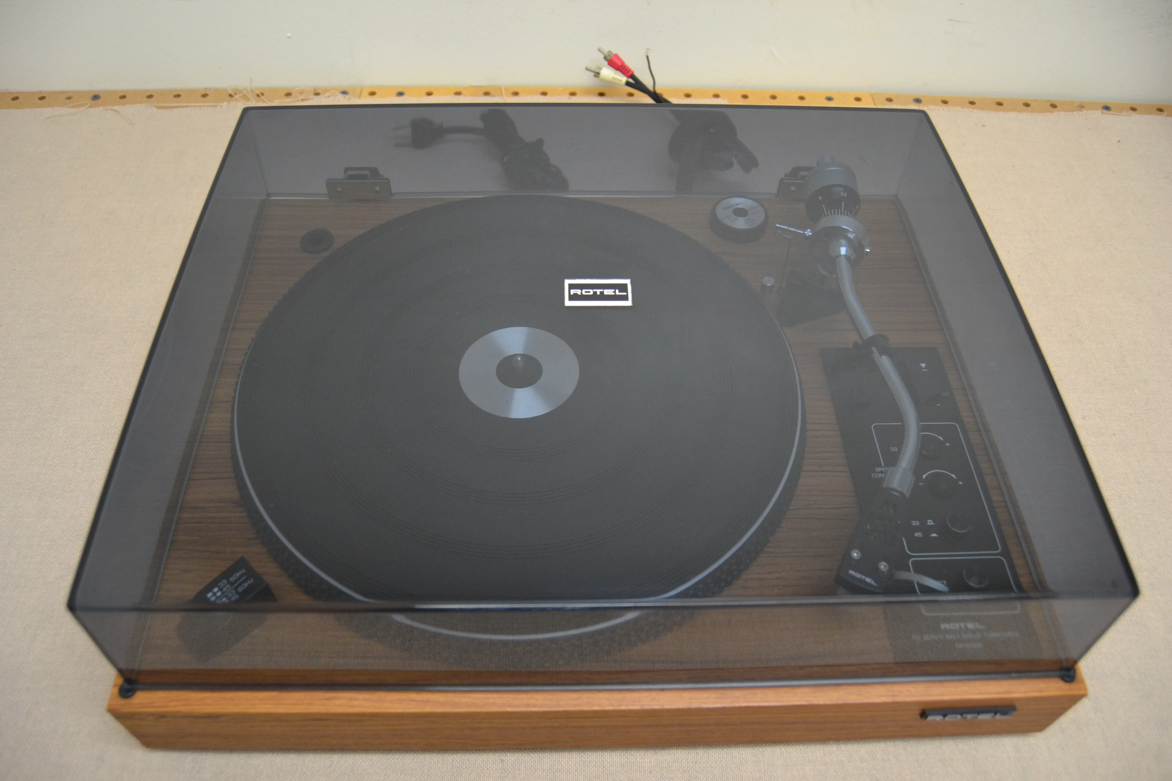 Rotel RP-2500 Belt Drive Turntable * NEW Audio Technica AT3600 Cartridge - Image 14