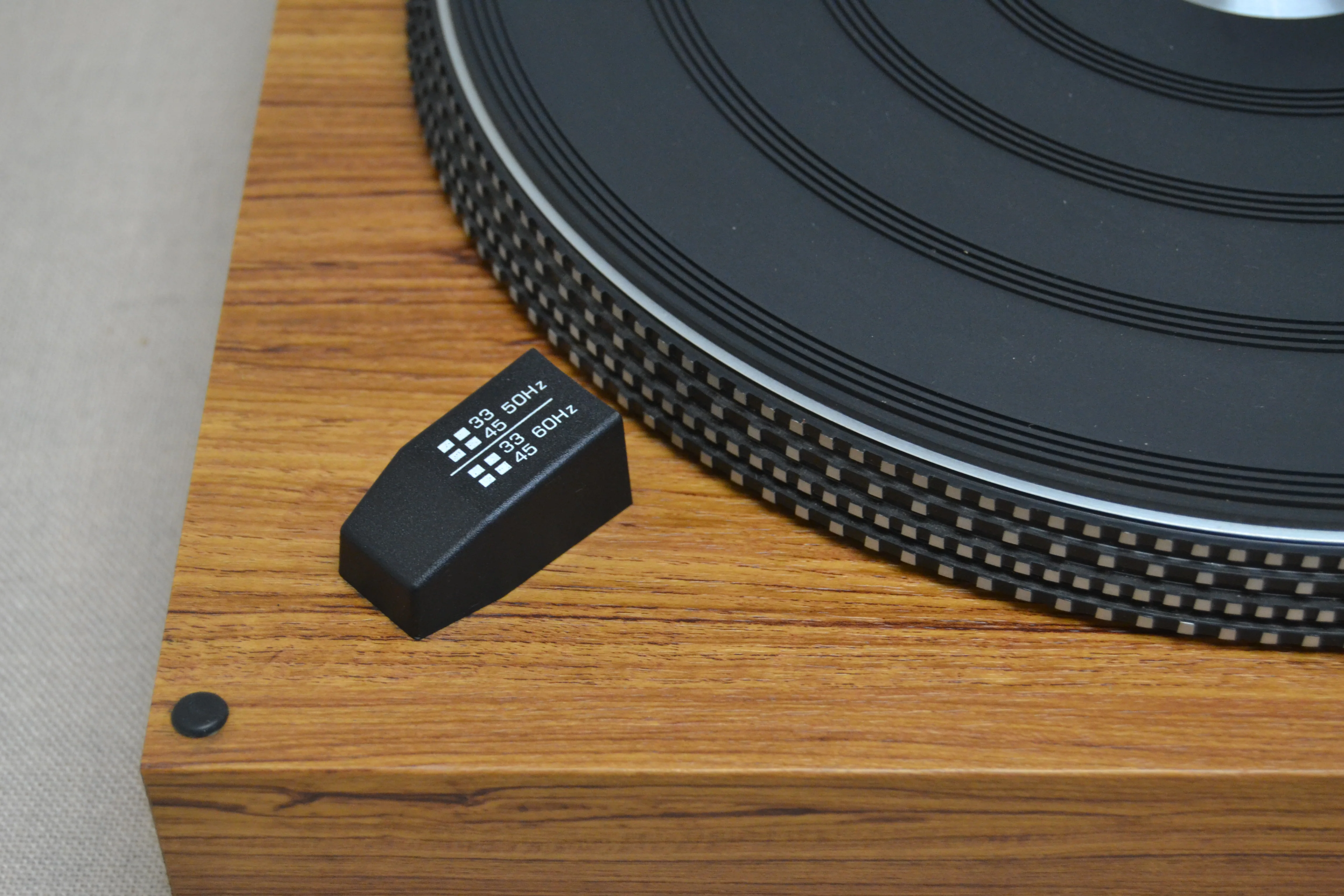 Rotel RP-2500 Belt Drive Turntable * NEW Audio Technica AT3600 Cartridge - Image 4