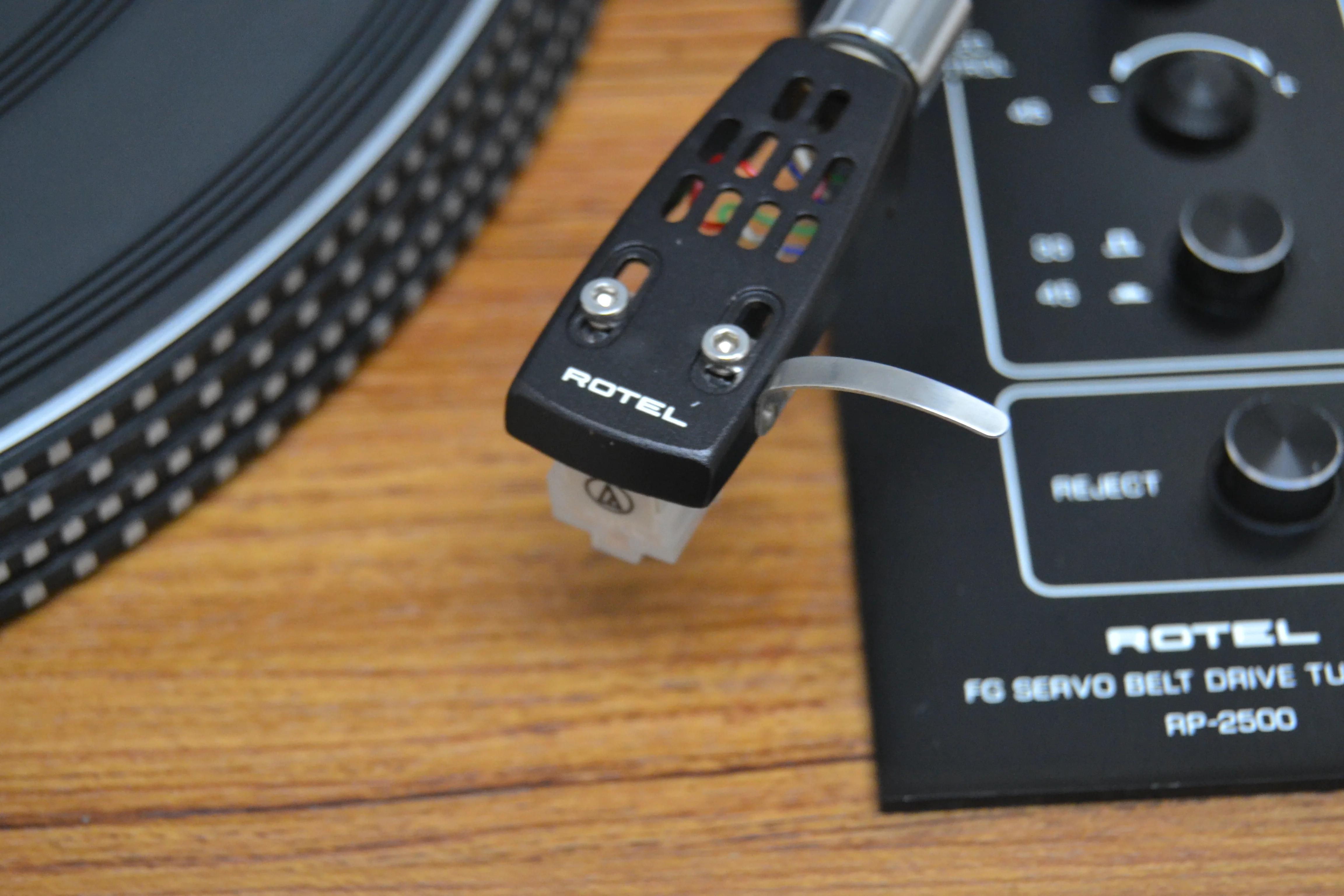 Rotel RP-2500 Belt Drive Turntable * NEW Audio Technica AT3600 Cartridge - Image 7