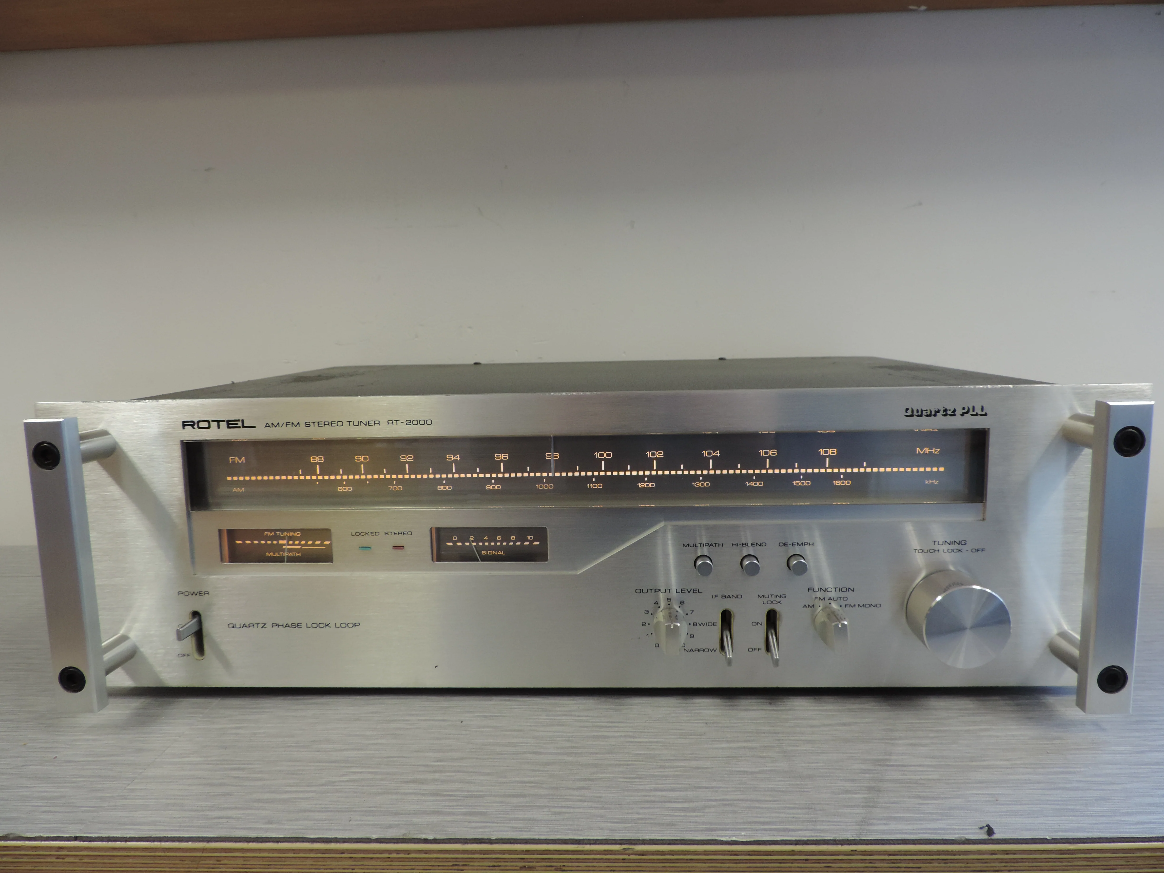 Rotel RT-2000 Stereo Tuner - 1978