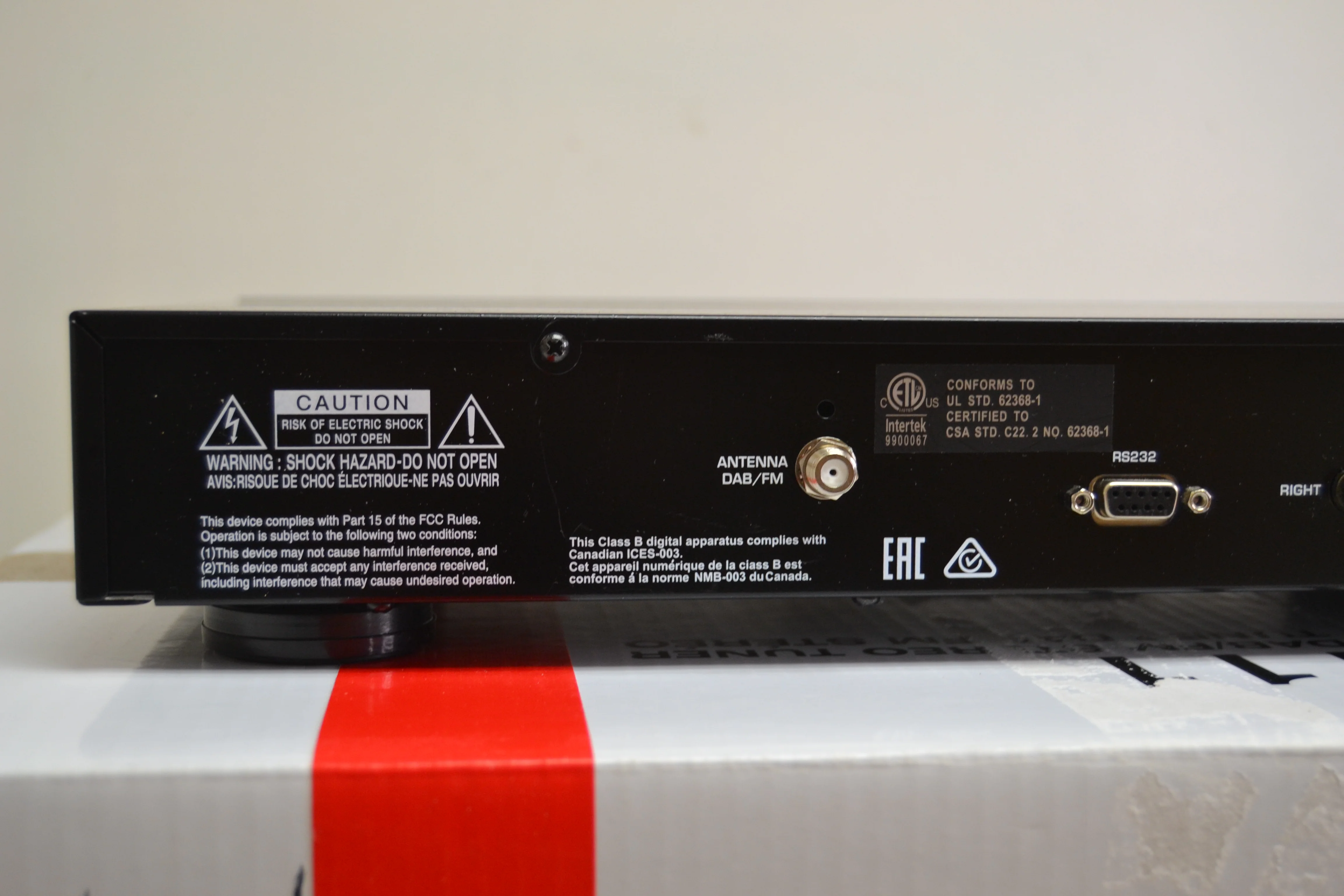 Rotel T11 DAb/FM Stereo Tuner * Box * - Image 10