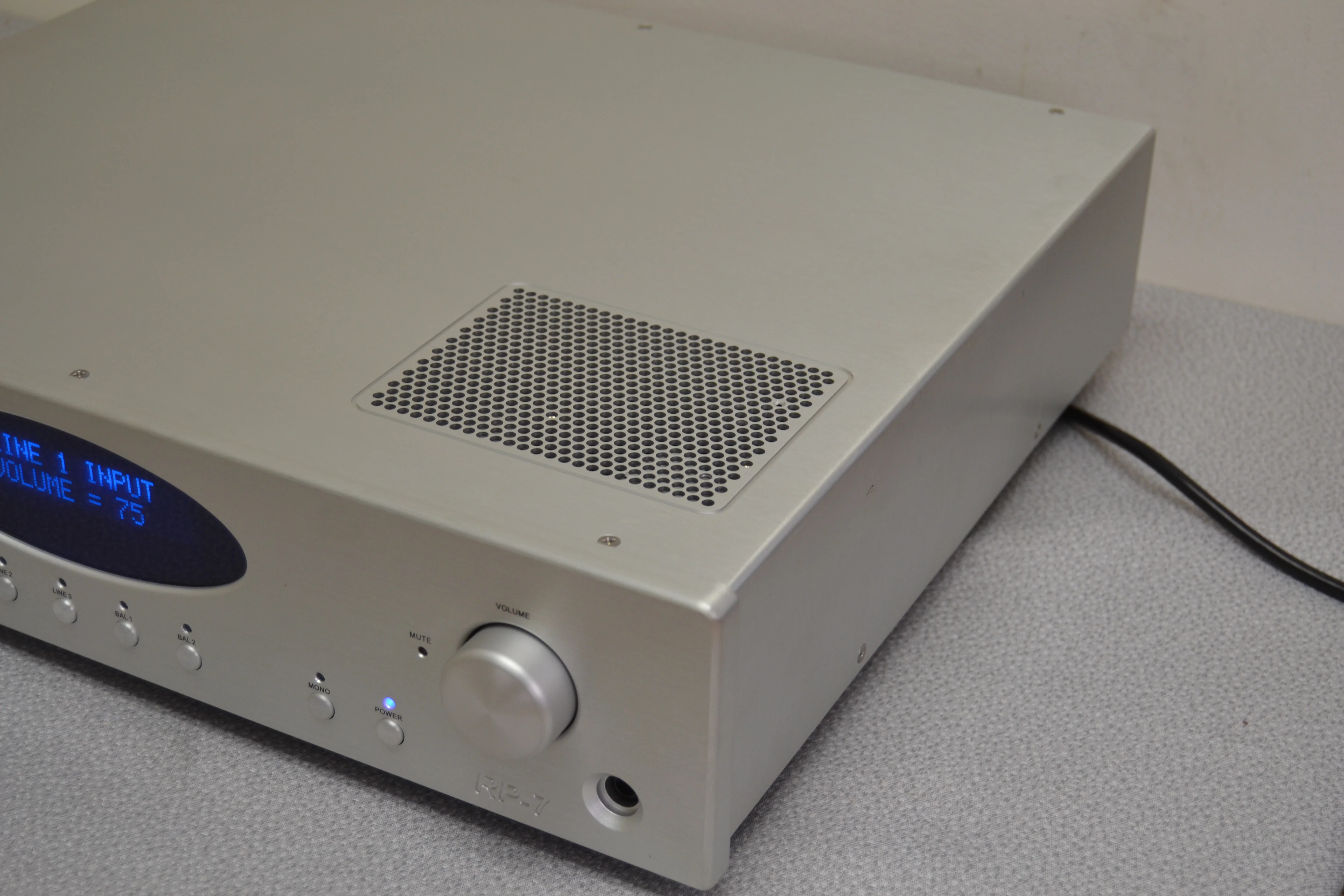 Rouge Audio RP-7 Tube Stereo Preamplifier * Store Demo Unit in MINT Condition * Box - Image 8