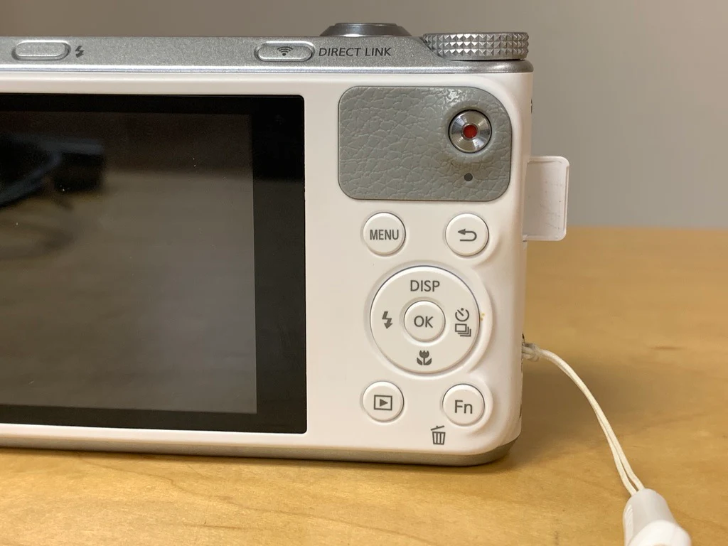 Samsung ST WB350F 16MP Smart Digital Camera with 21x Optical Zoom - Image 3