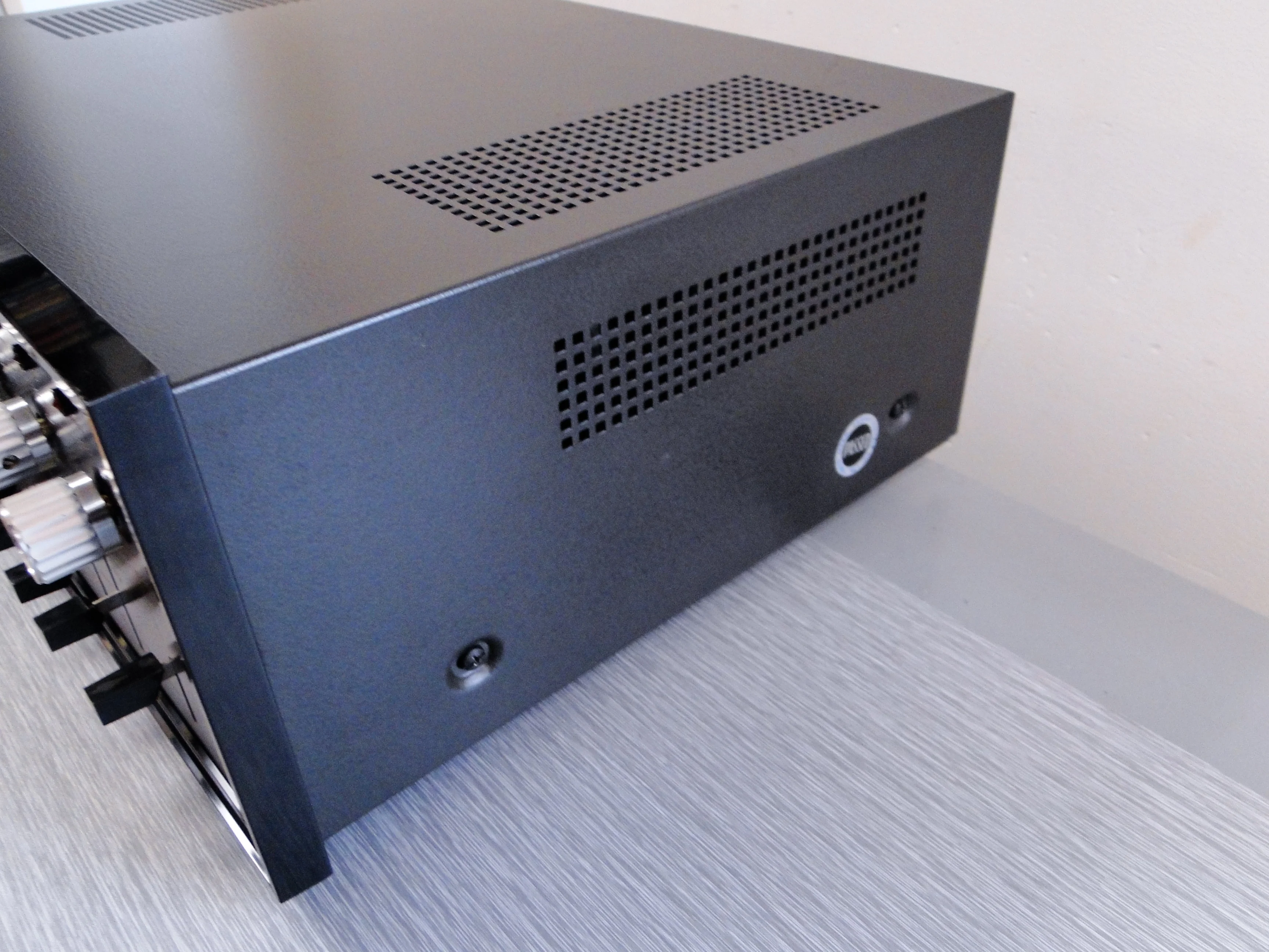 Sansui AU-999 Stereo Integrated Amplifier - Image 8