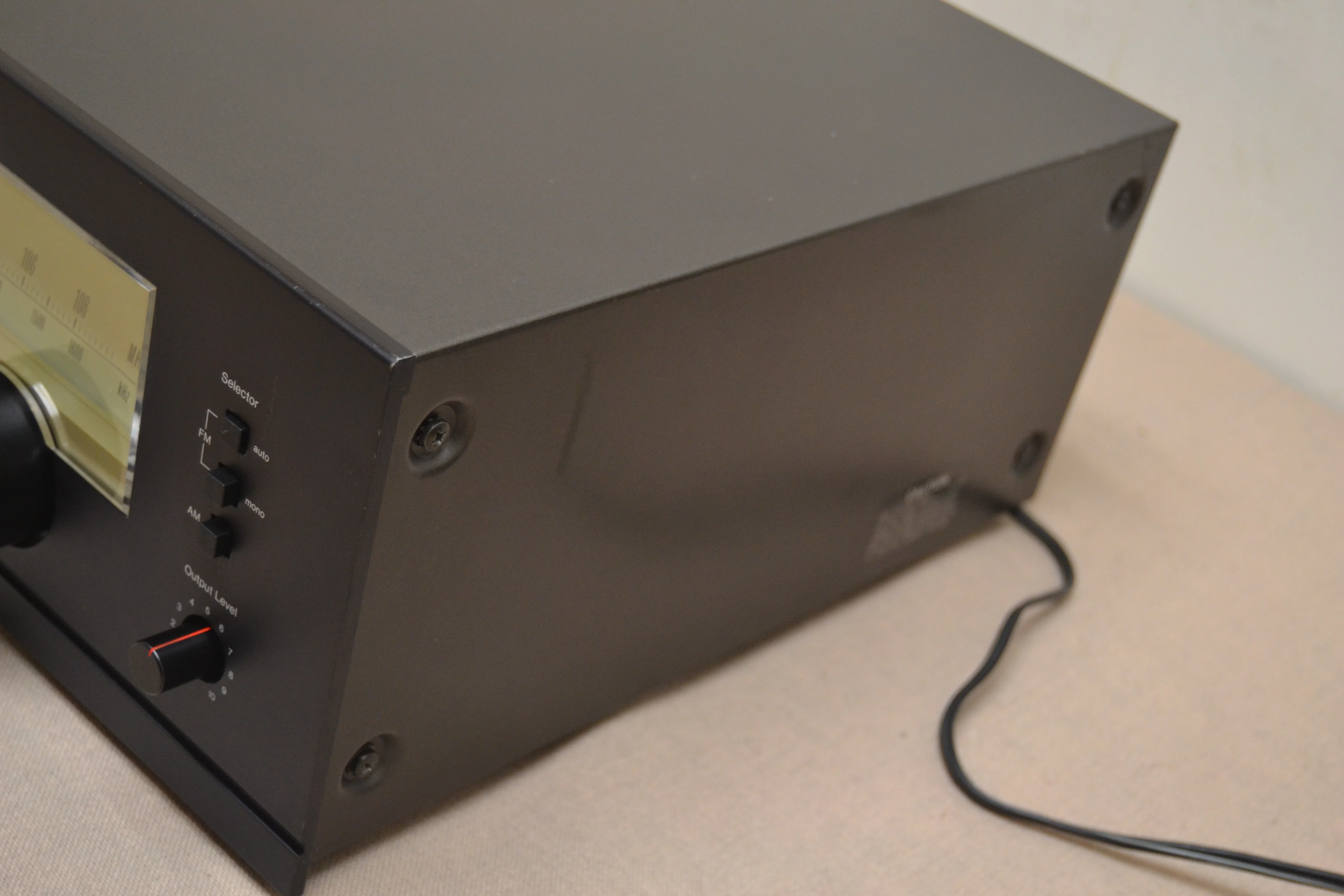 Sansui TU-717 Stereo Tuner - Image 8
