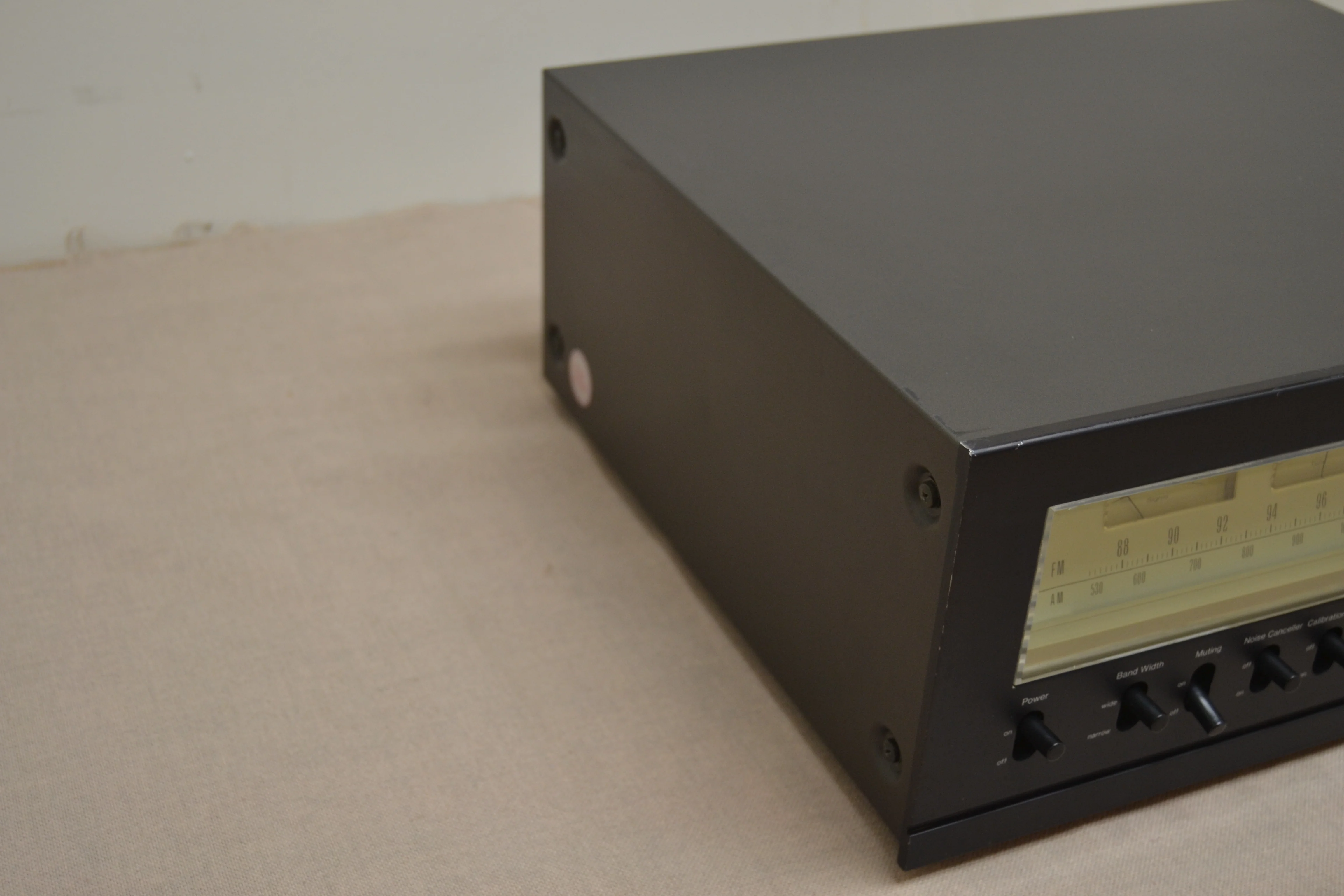 Sansui TU-717 Stereo Tuner - Image 9