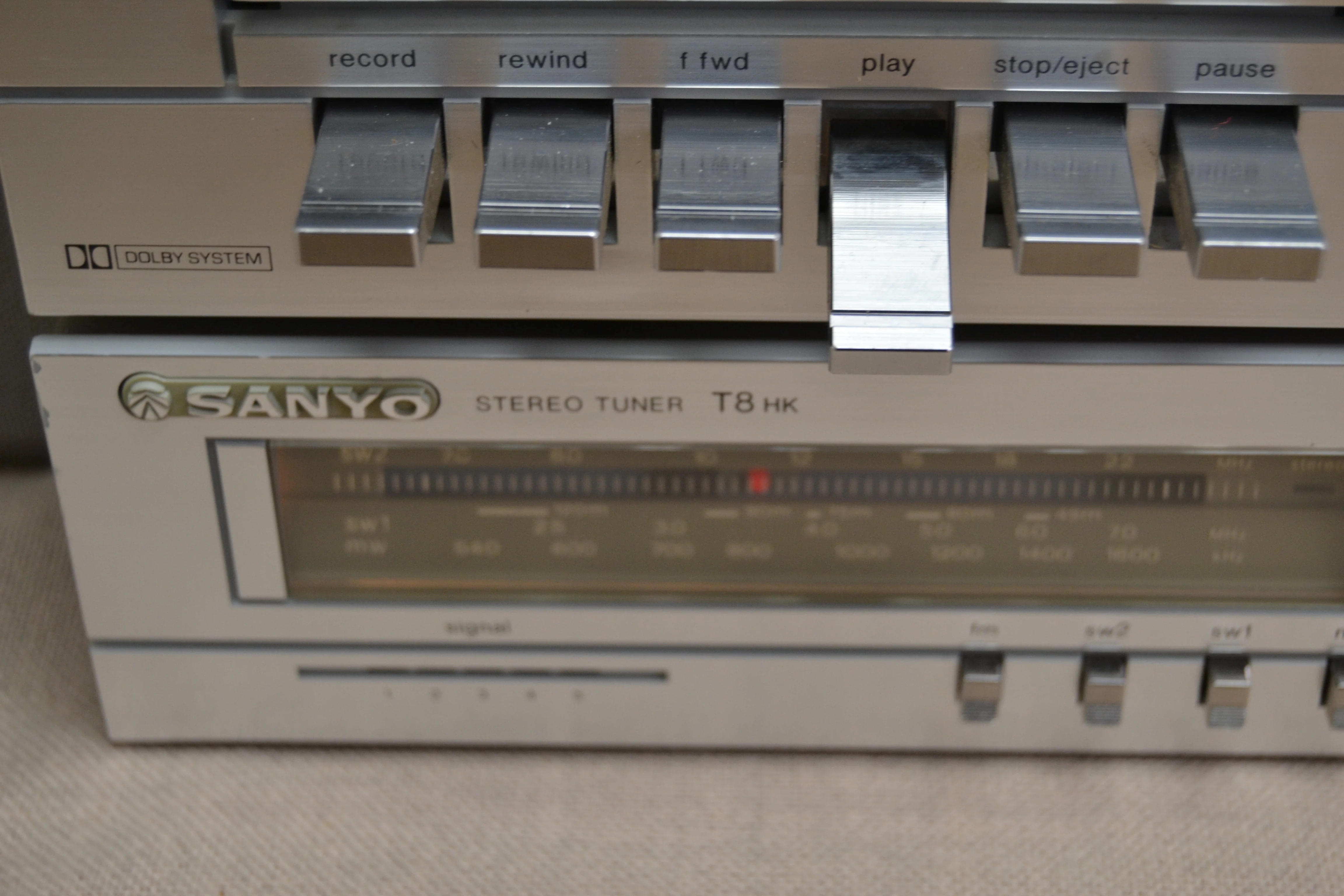 Sanyo Complete Mini Hi-Fi System * A8 Amp * D8 Cassette * T8 Tuner & Speakers - Image 10