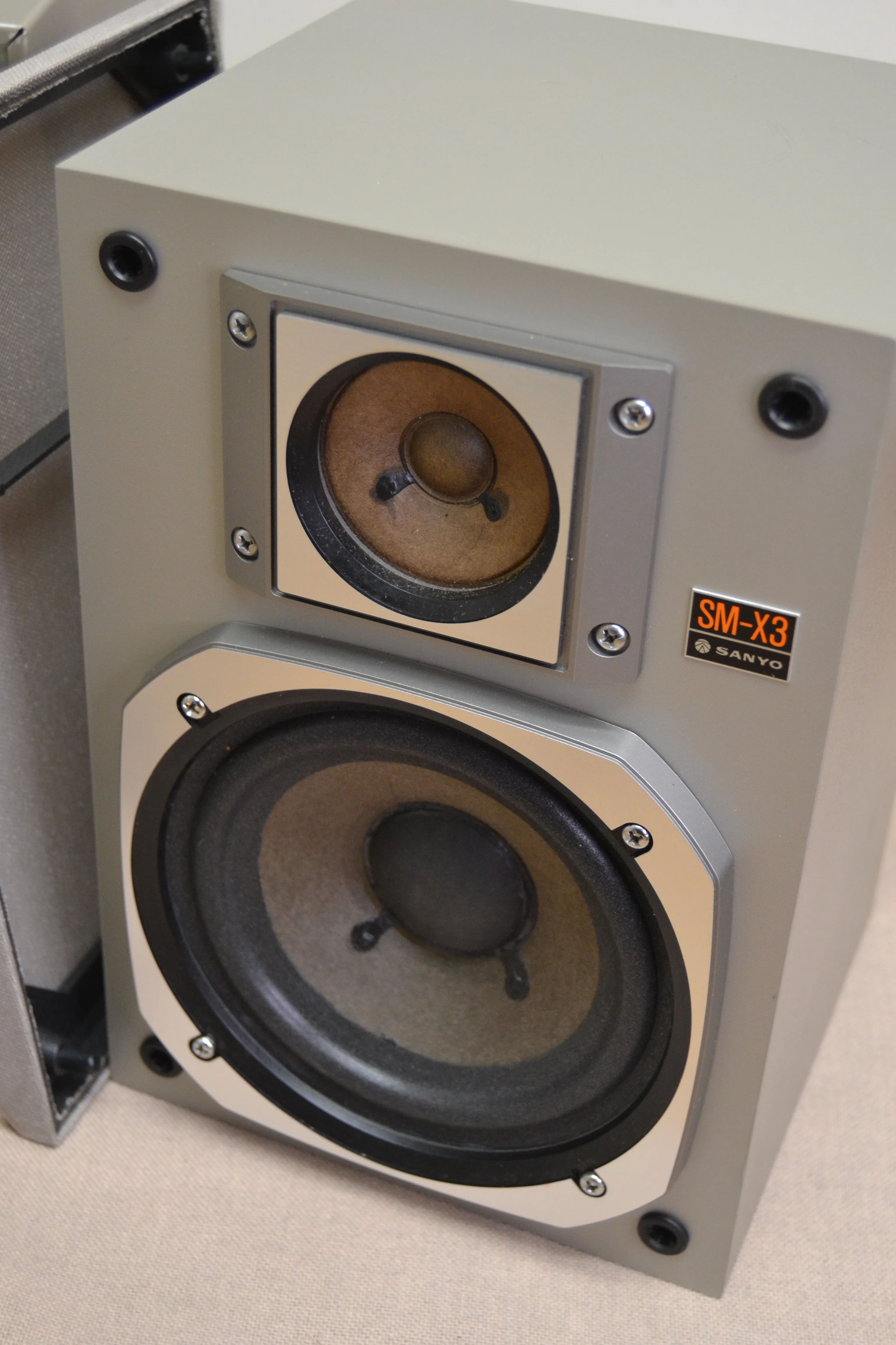 Sanyo Complete Mini Hi-Fi System * A8 Amp * D8 Cassette * T8 Tuner & Speakers - Image 17