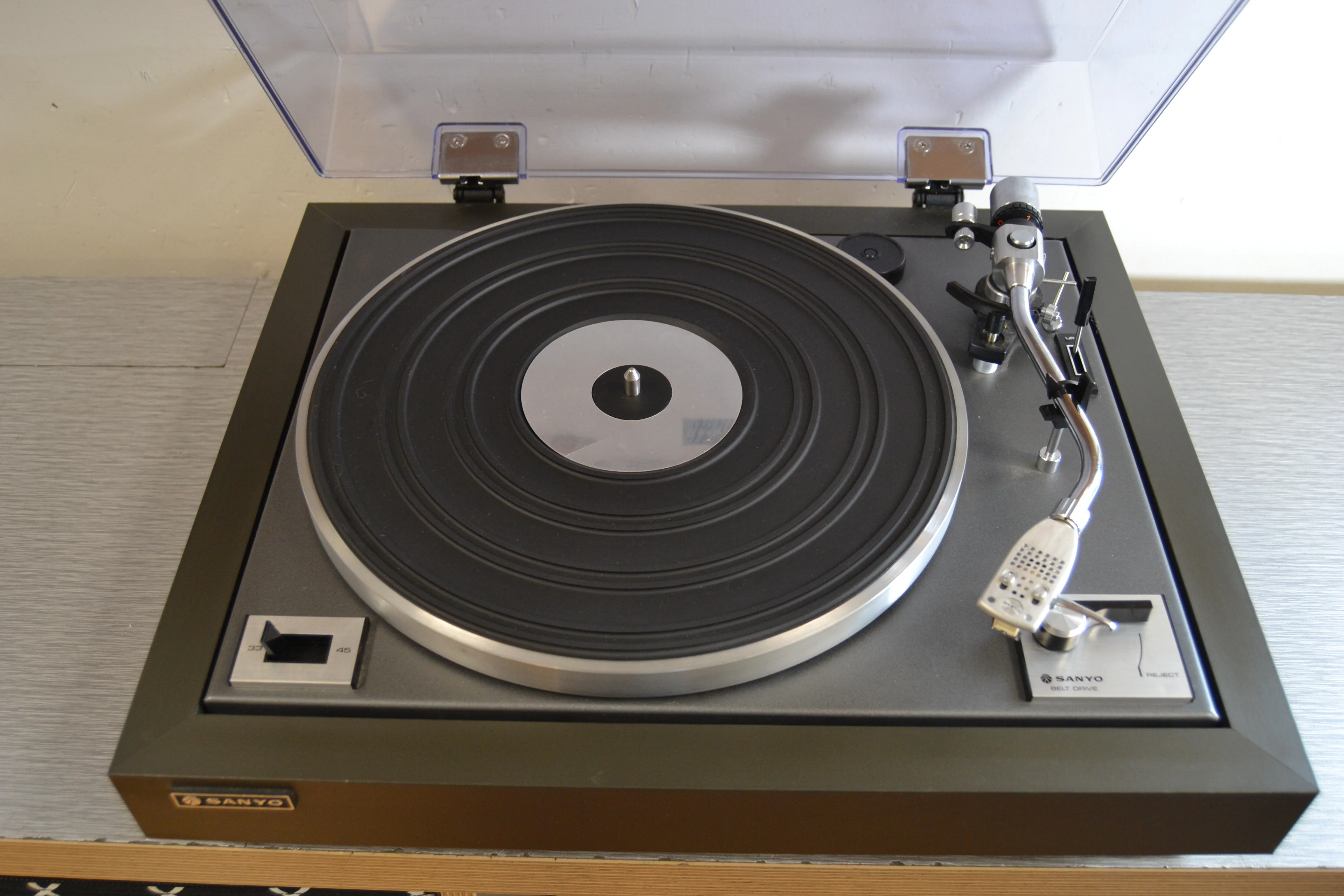 Sanyo TP-626 Turntable with NEW Audio Technica AT3600 Cartridge - Image 6