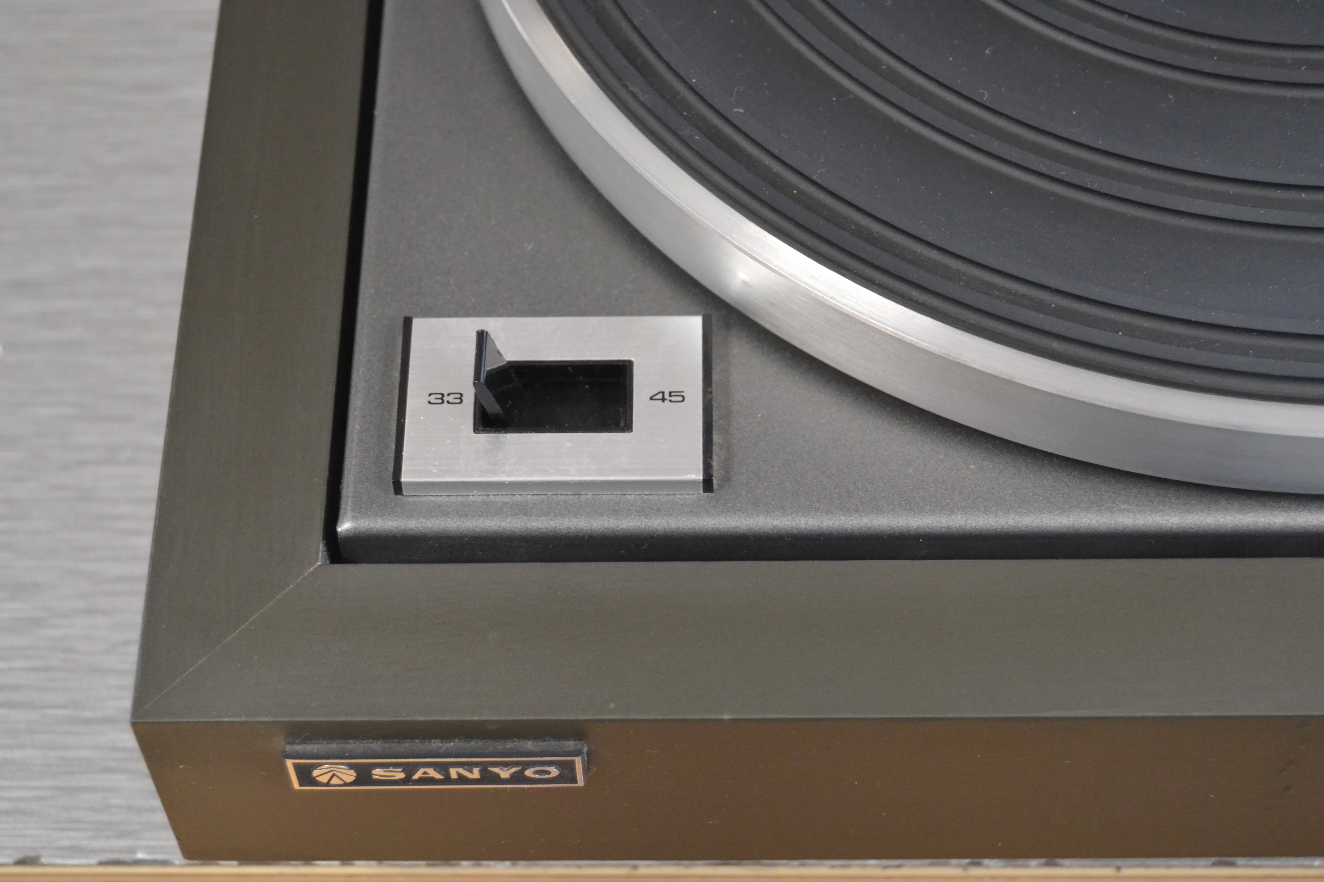 Sanyo TP-626 Turntable with NEW Audio Technica AT3600 Cartridge - Image 7