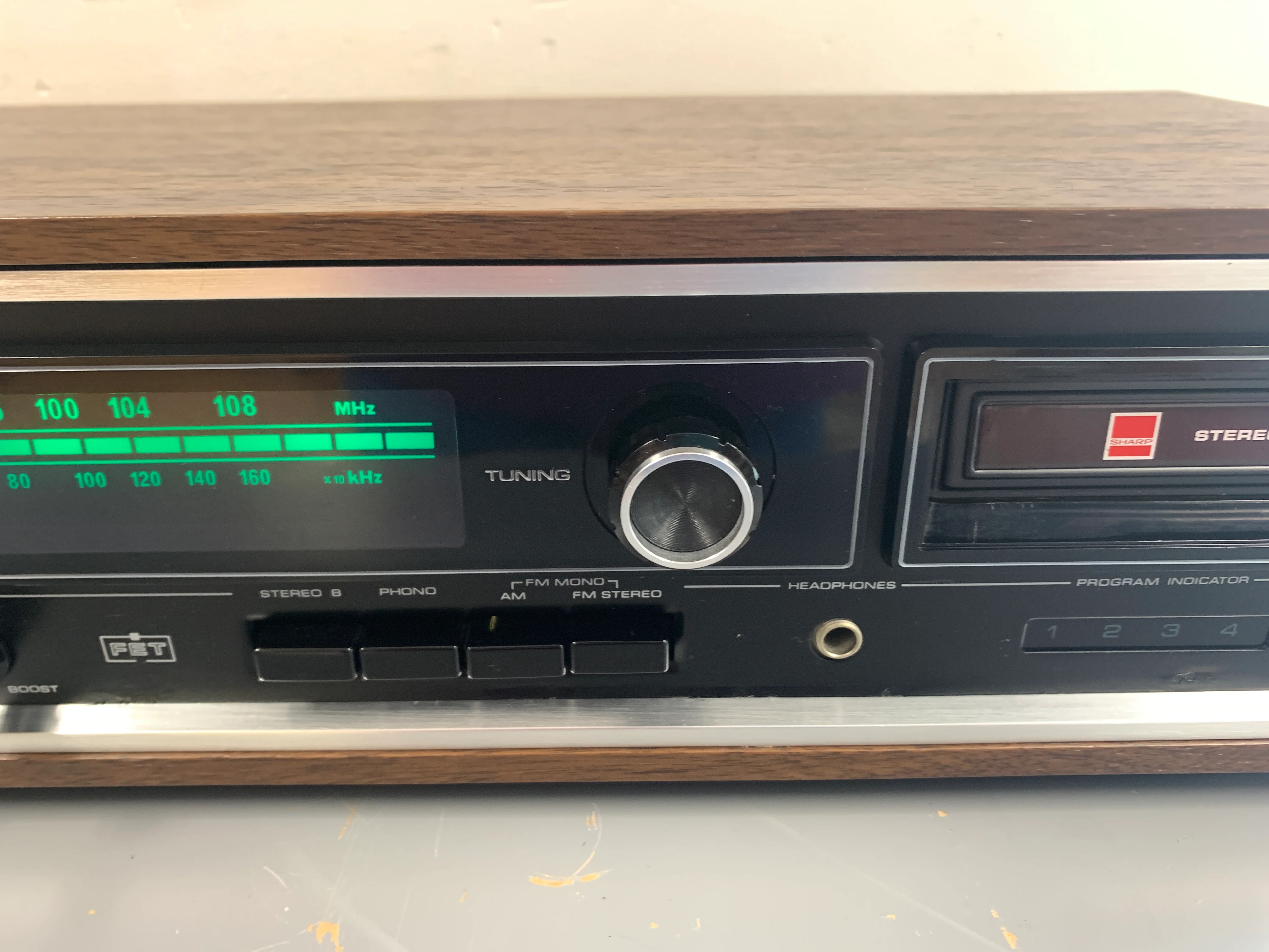 Sharp SR-102u Stereo Receiver with 8 Track Player - Image 4