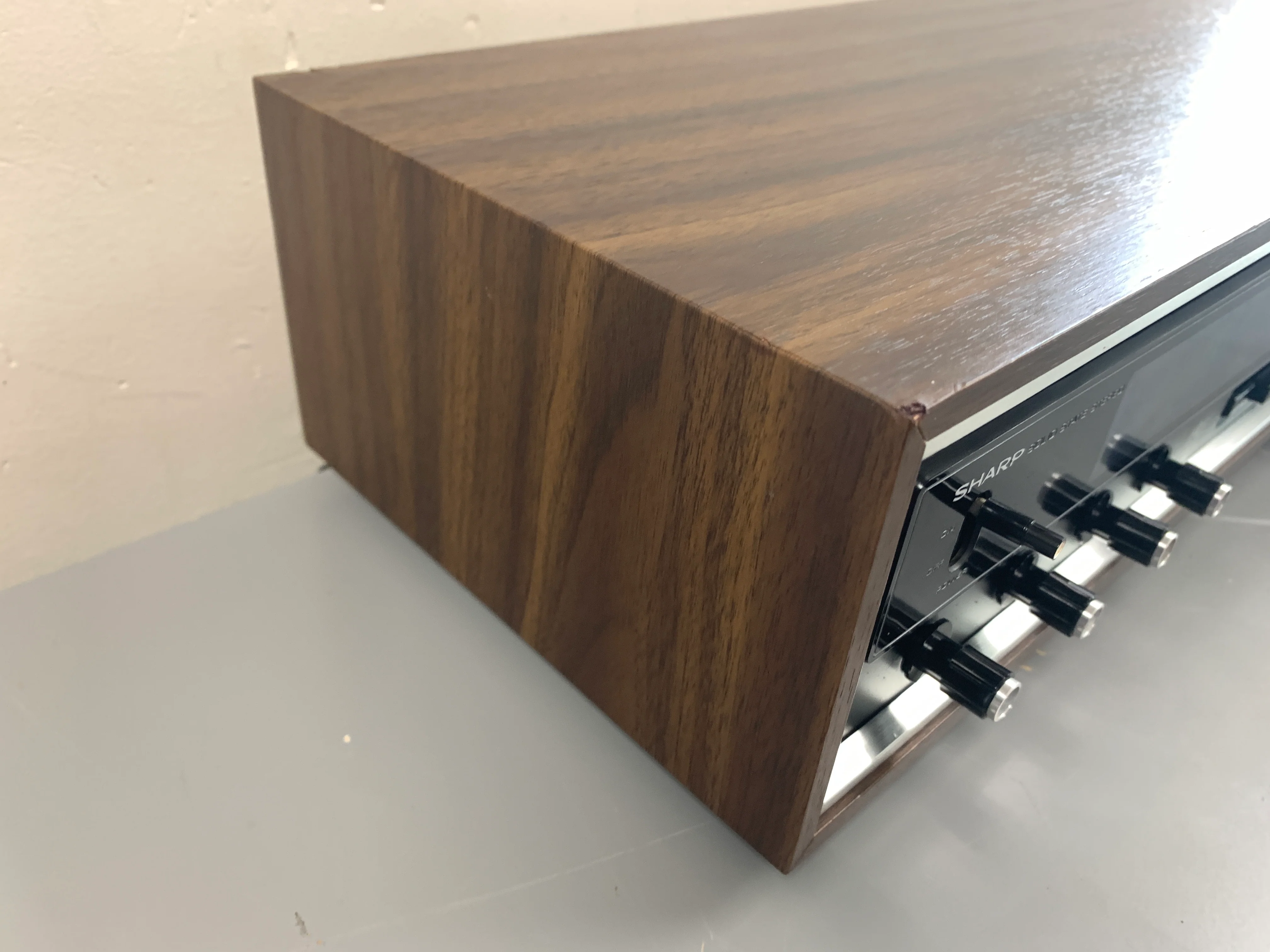 Sharp SR-102u Stereo Receiver with 8 Track Player - Image 8
