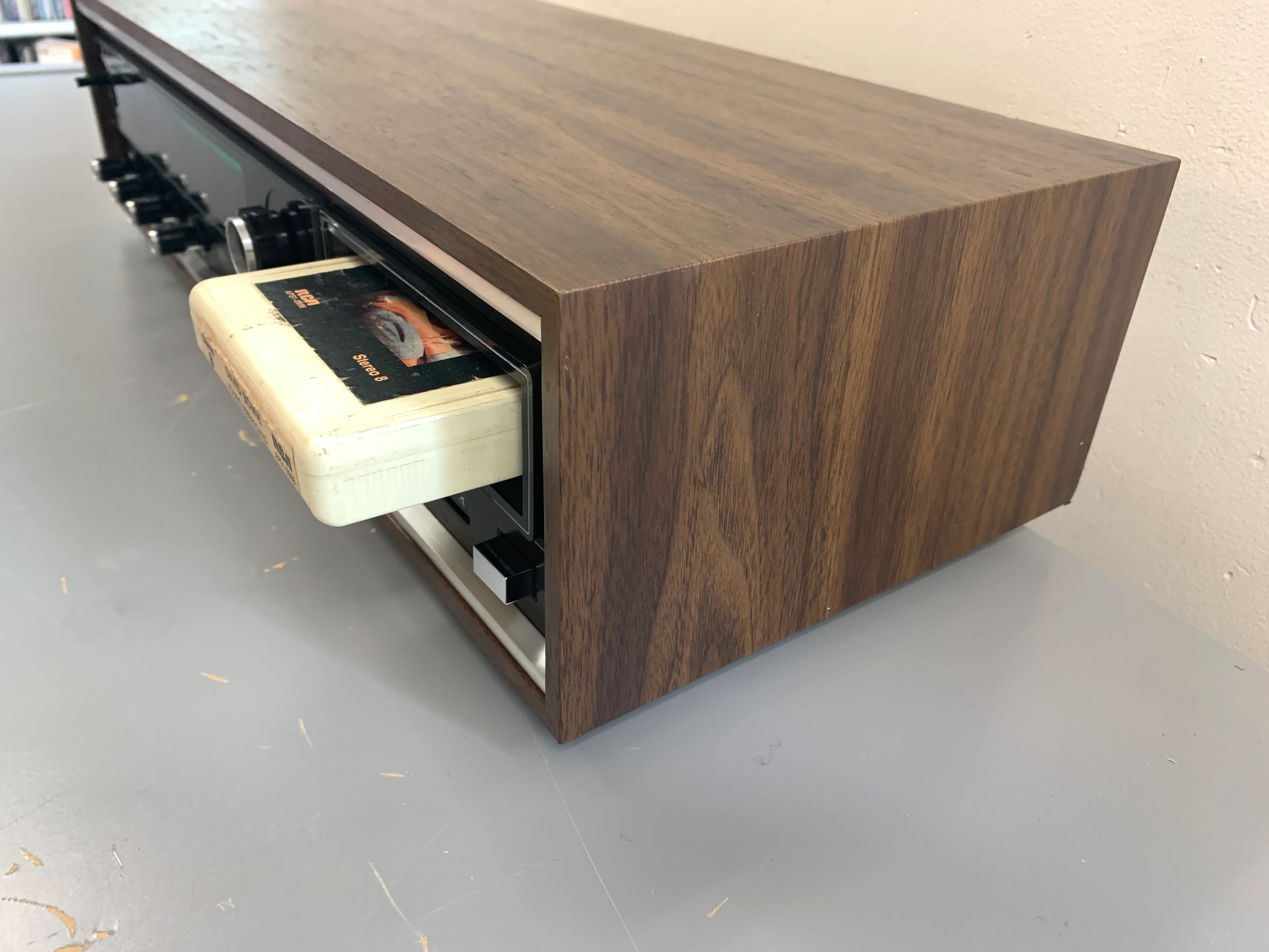 Sharp SR-102u Stereo Receiver with 8 Track Player - Image 9