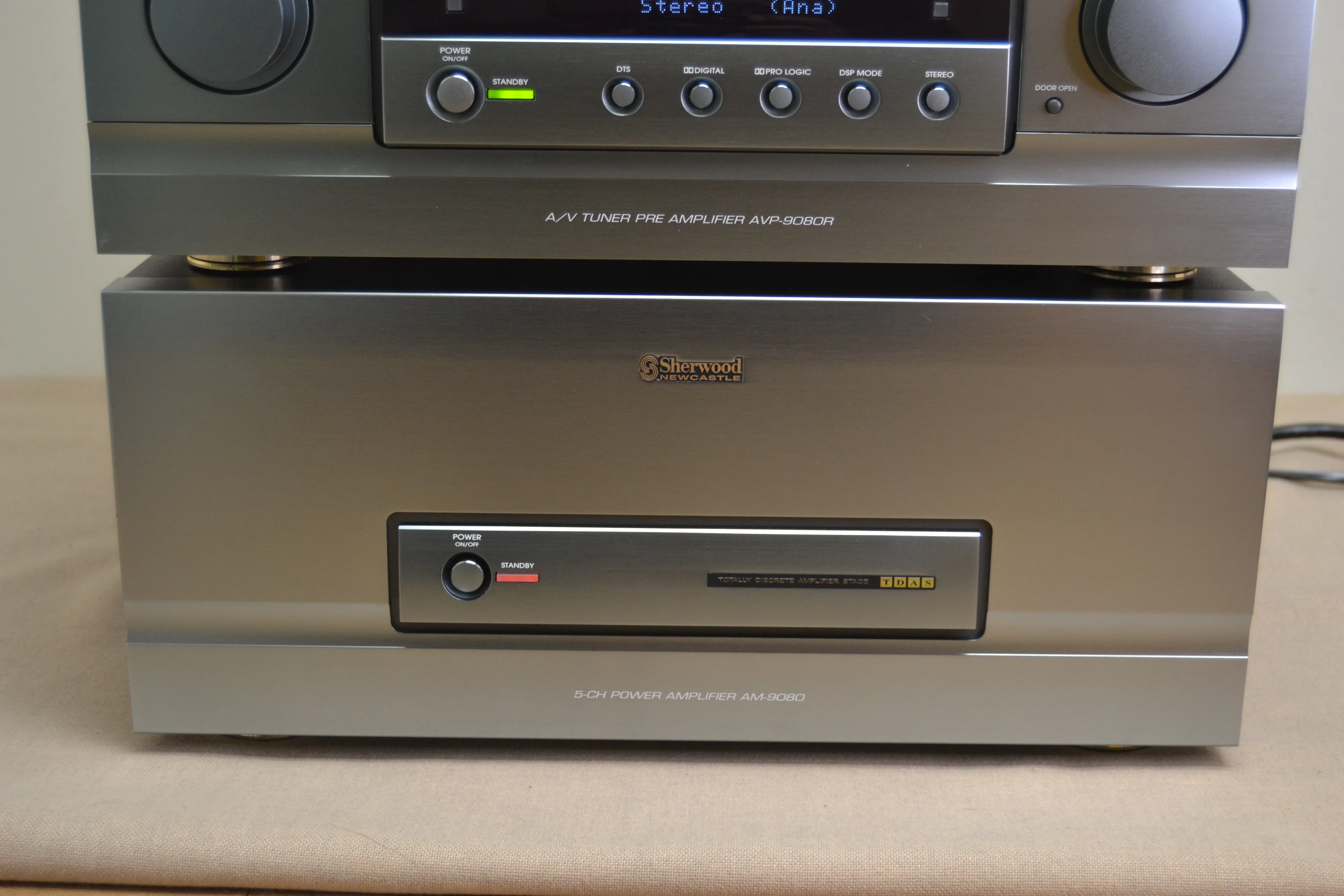Sherwood Newcastle Set * AM-9080n 5 Channel Amp * AVP-9080R Pre-Tuner * 120x5 RMS* - Image 3