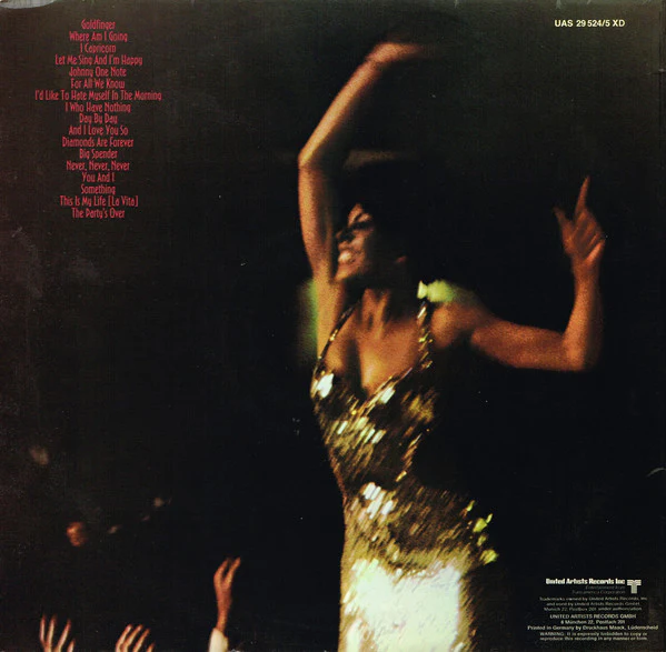 Shirley Bassey - Live At Carnegie Hall (2xLP) (Near Mint (NM or M-)) - Image 2