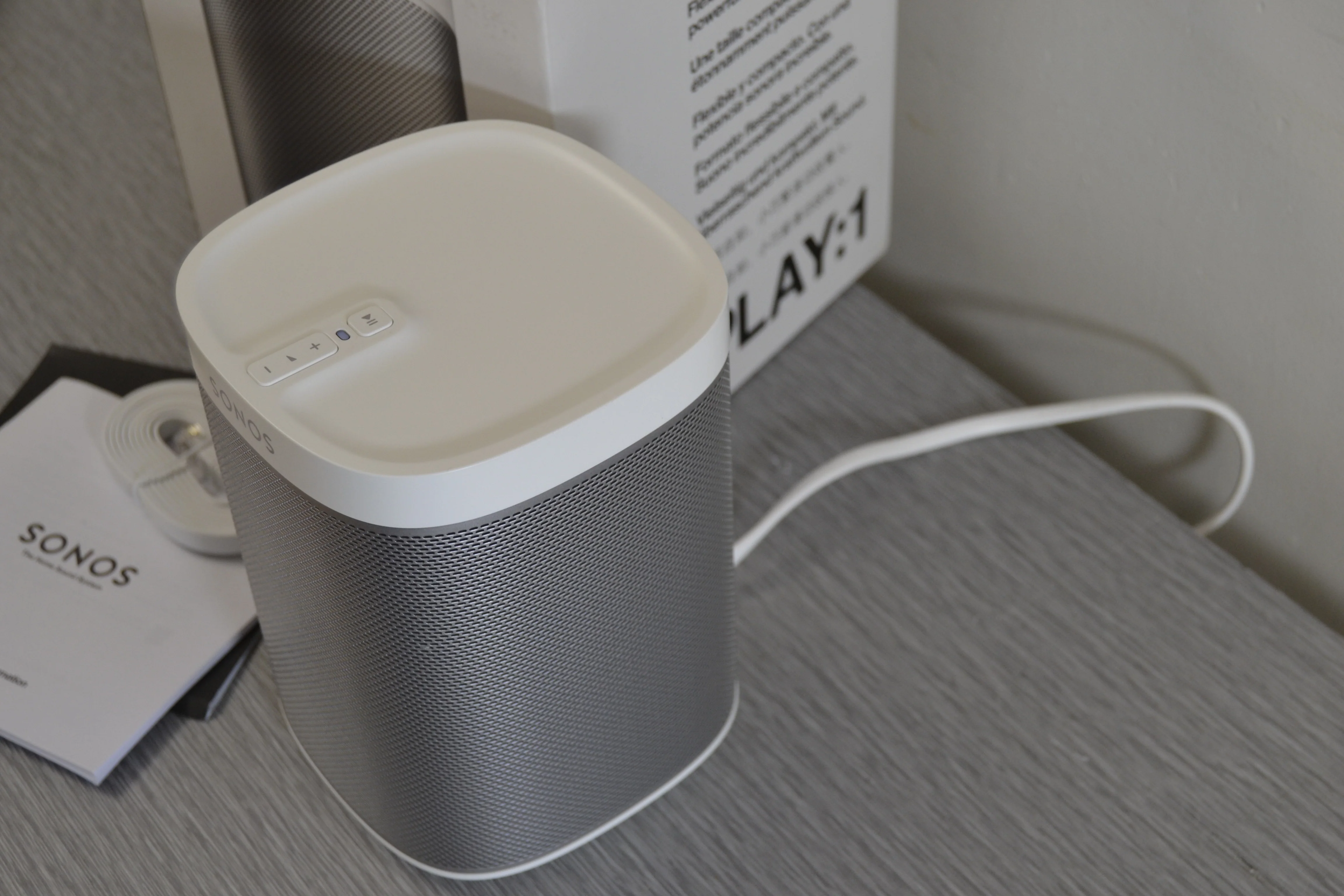 Sonos PLAY1 Wireless streaming music speaker (White) * Box * Manual * Cables - Image 4