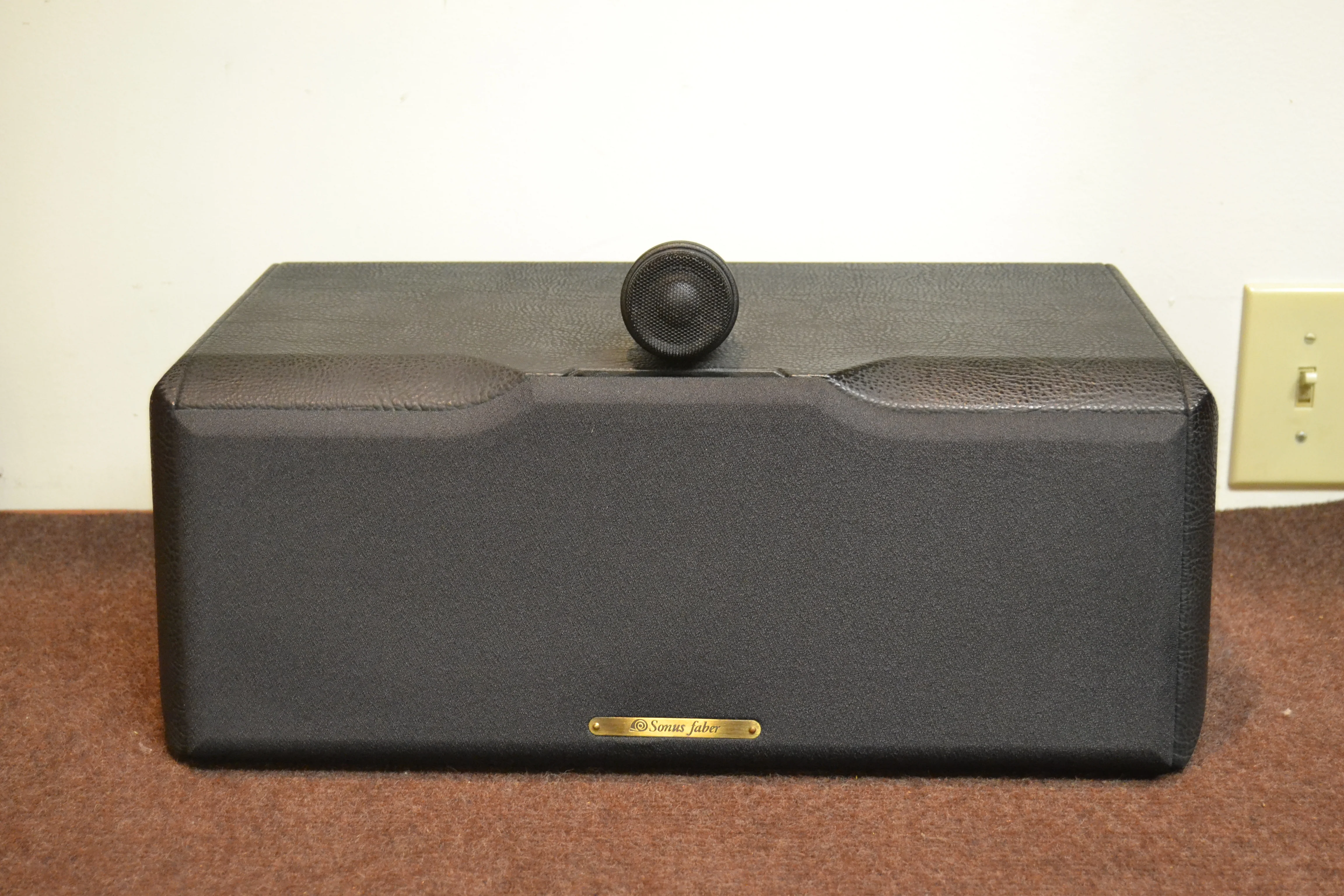 Sonus Faber Solo Home - Leather Bound Center Channel Speaker