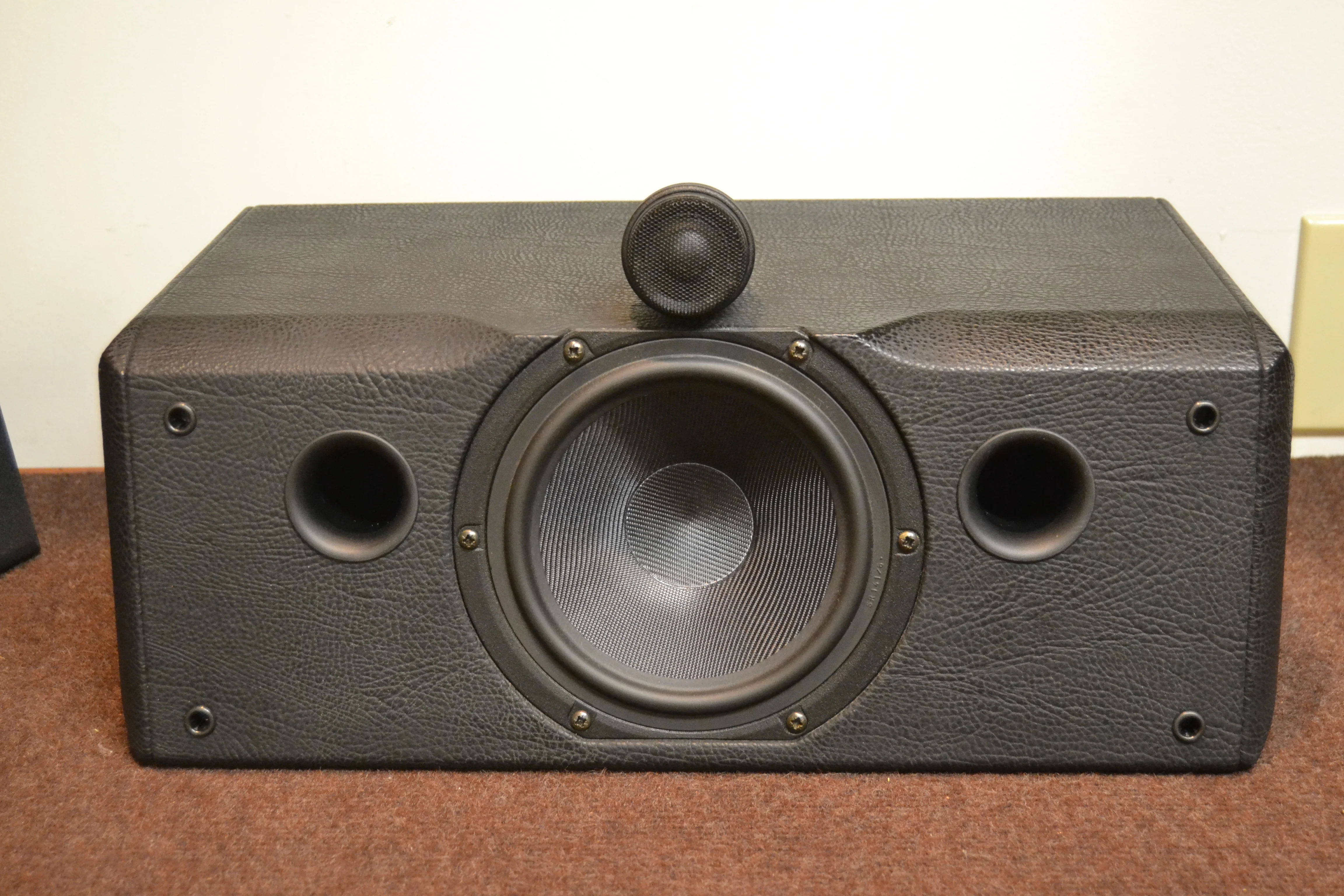Sonus Faber Solo Home - Leather Bound Center Channel Speaker - Image 2
