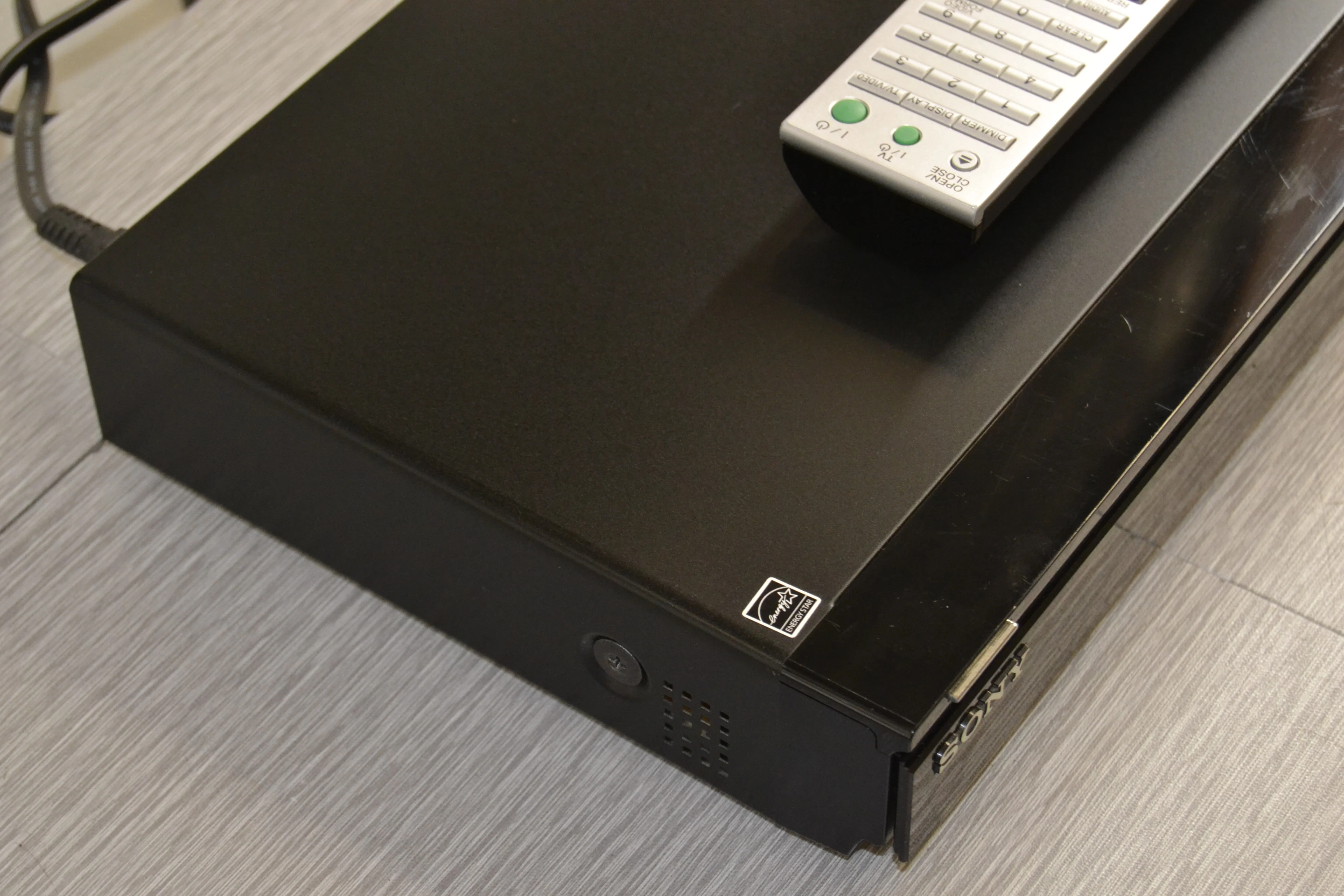 Sony BDP-BX2 BluRay/DVD/CD Player * Remote - Image 7
