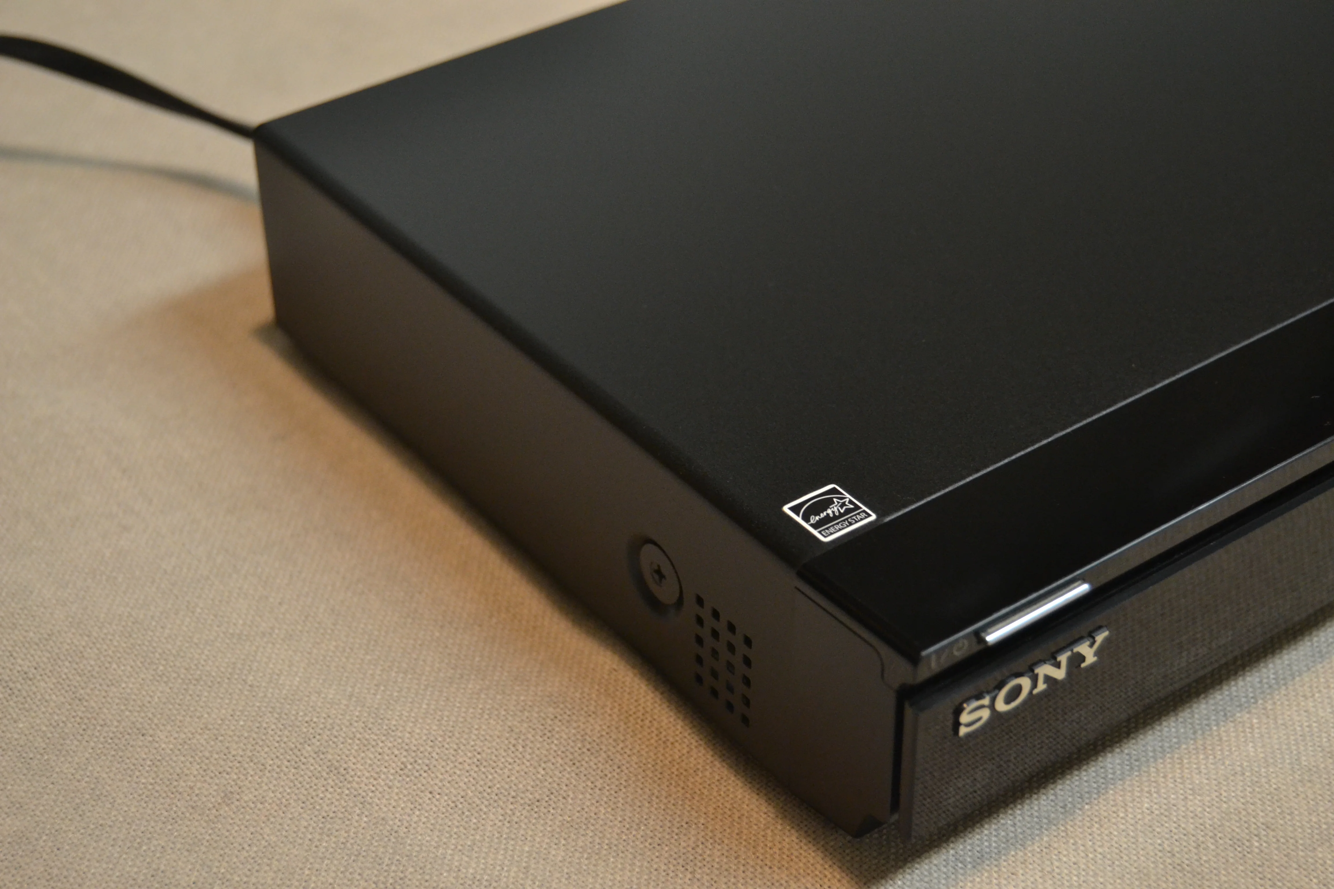 Sony BDP-BX2 Single BluRay/DVD/CD Player - Image 7