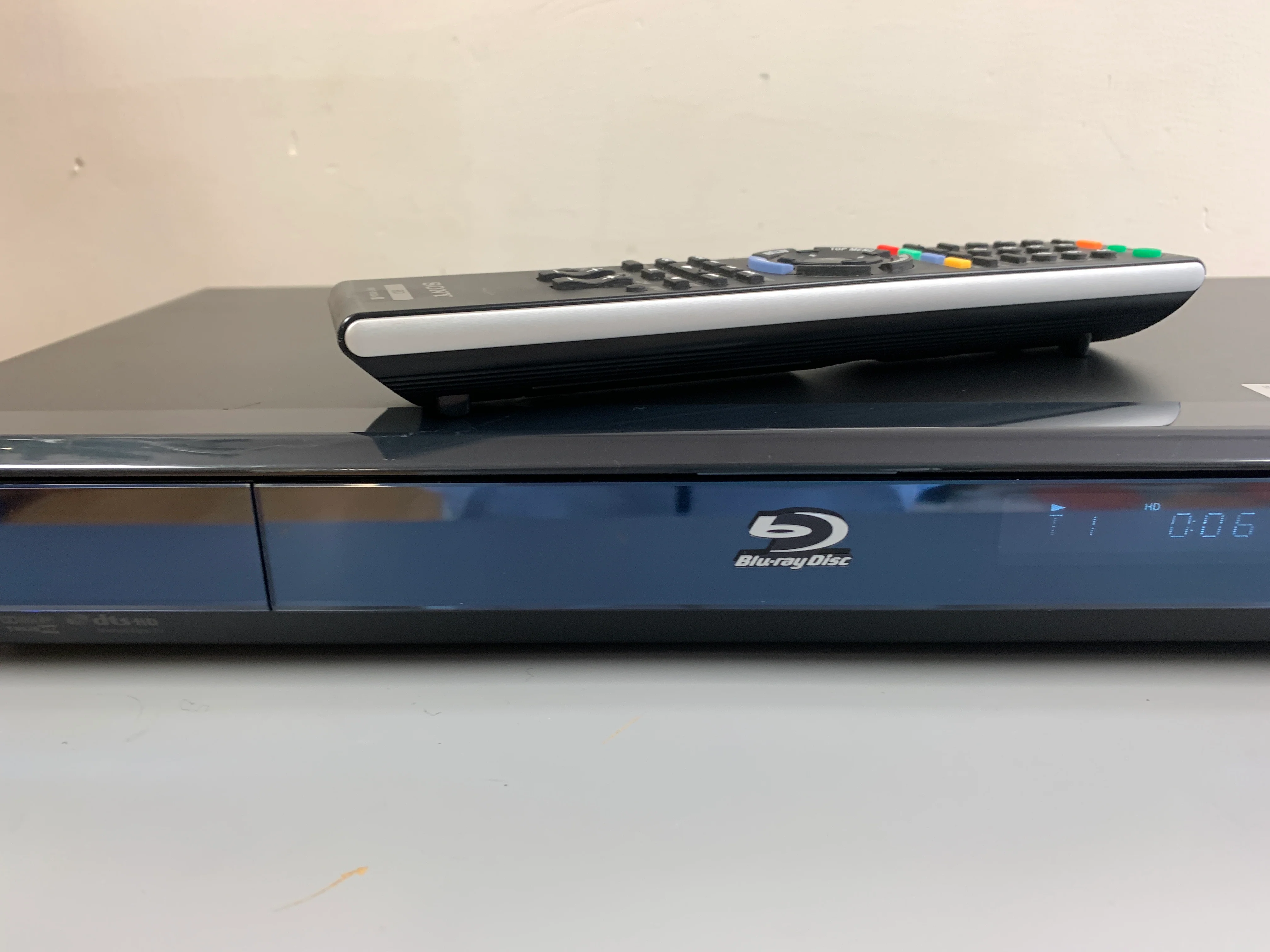 Sony Bluetooth BDP-S350 BlueRay Player * remote - Image 3
