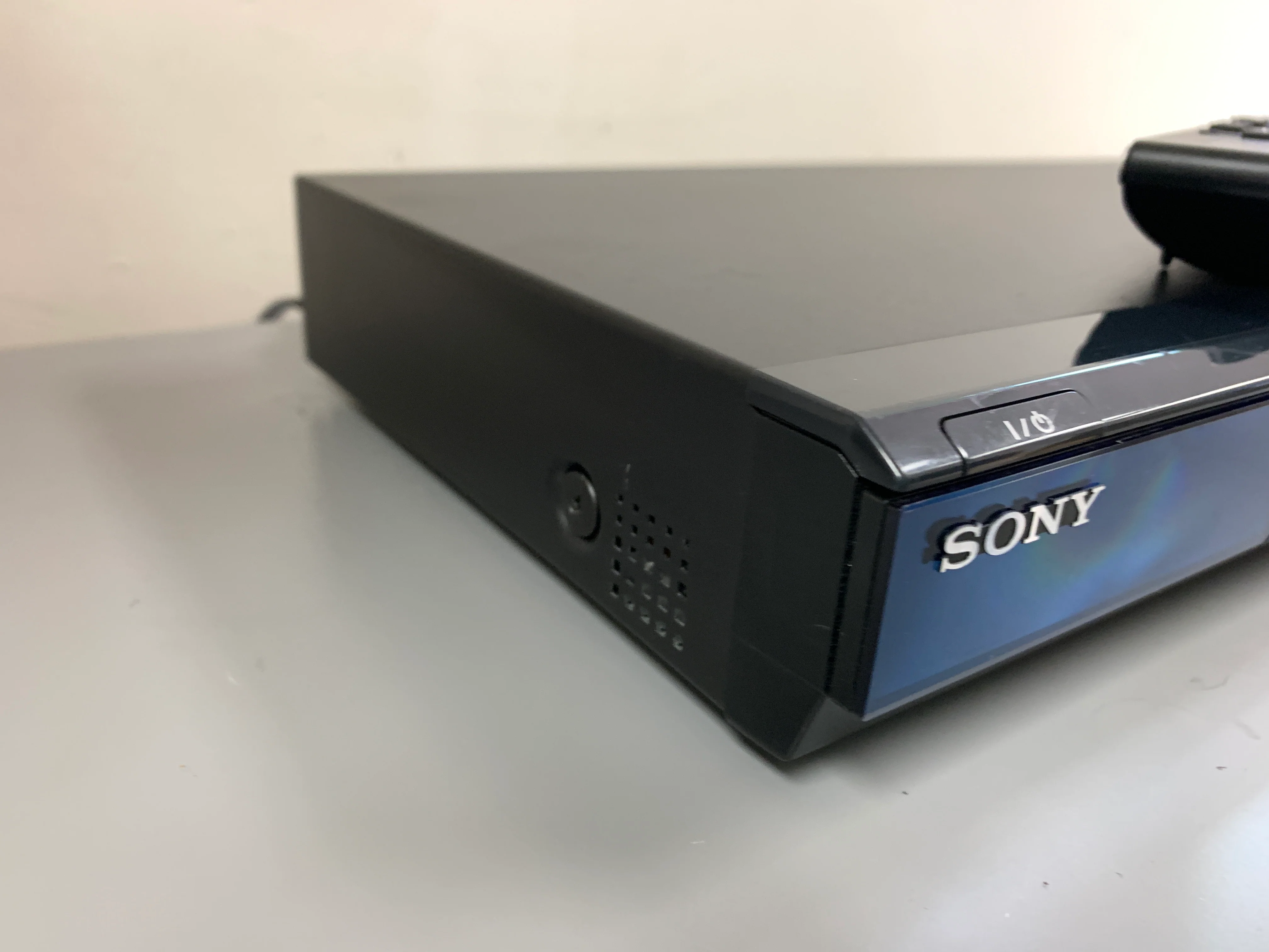 Sony Bluetooth BDP-S350 BlueRay Player * remote - Image 5