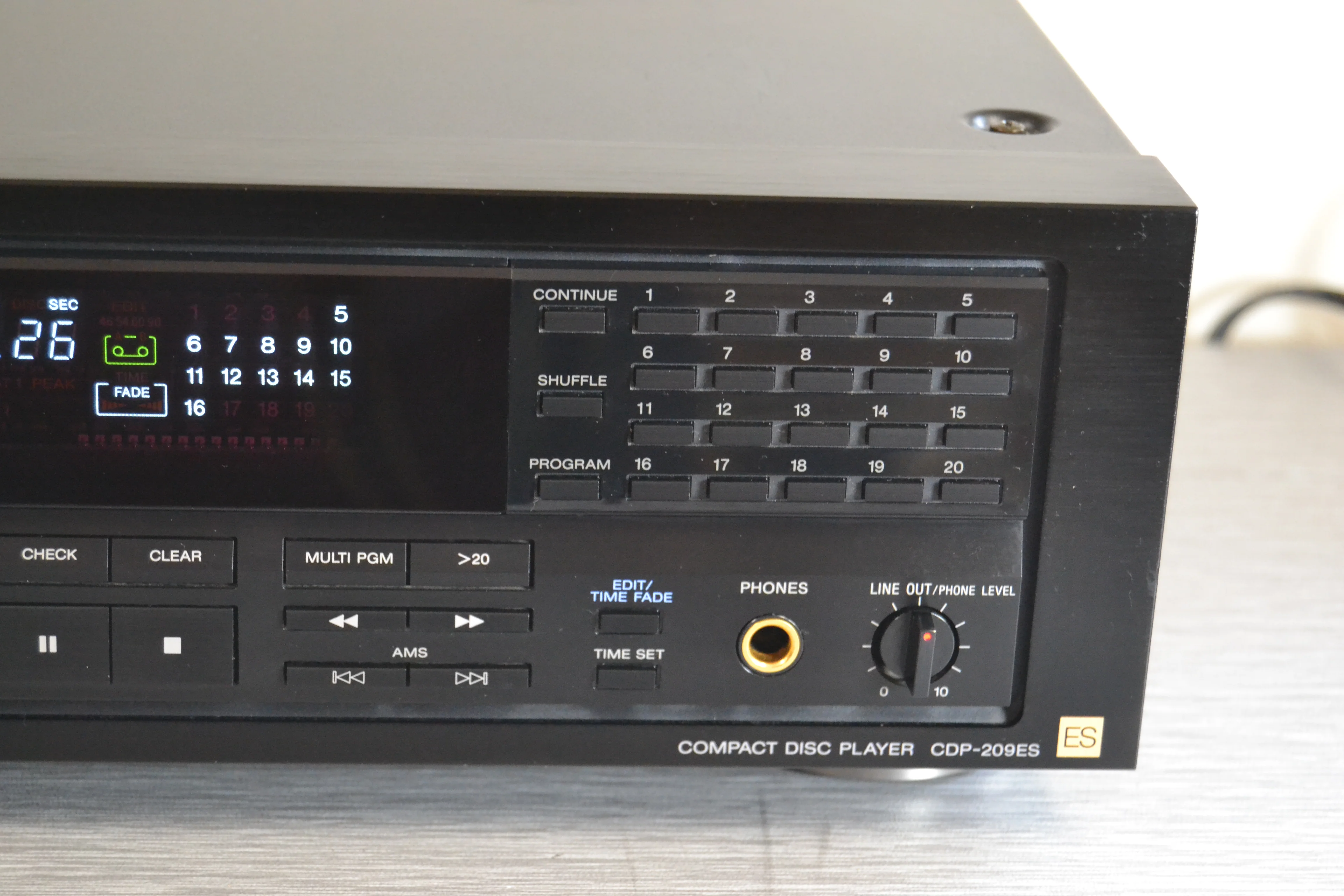 Sony CDP-209ES Single CD Player * Remote Control - Image 6