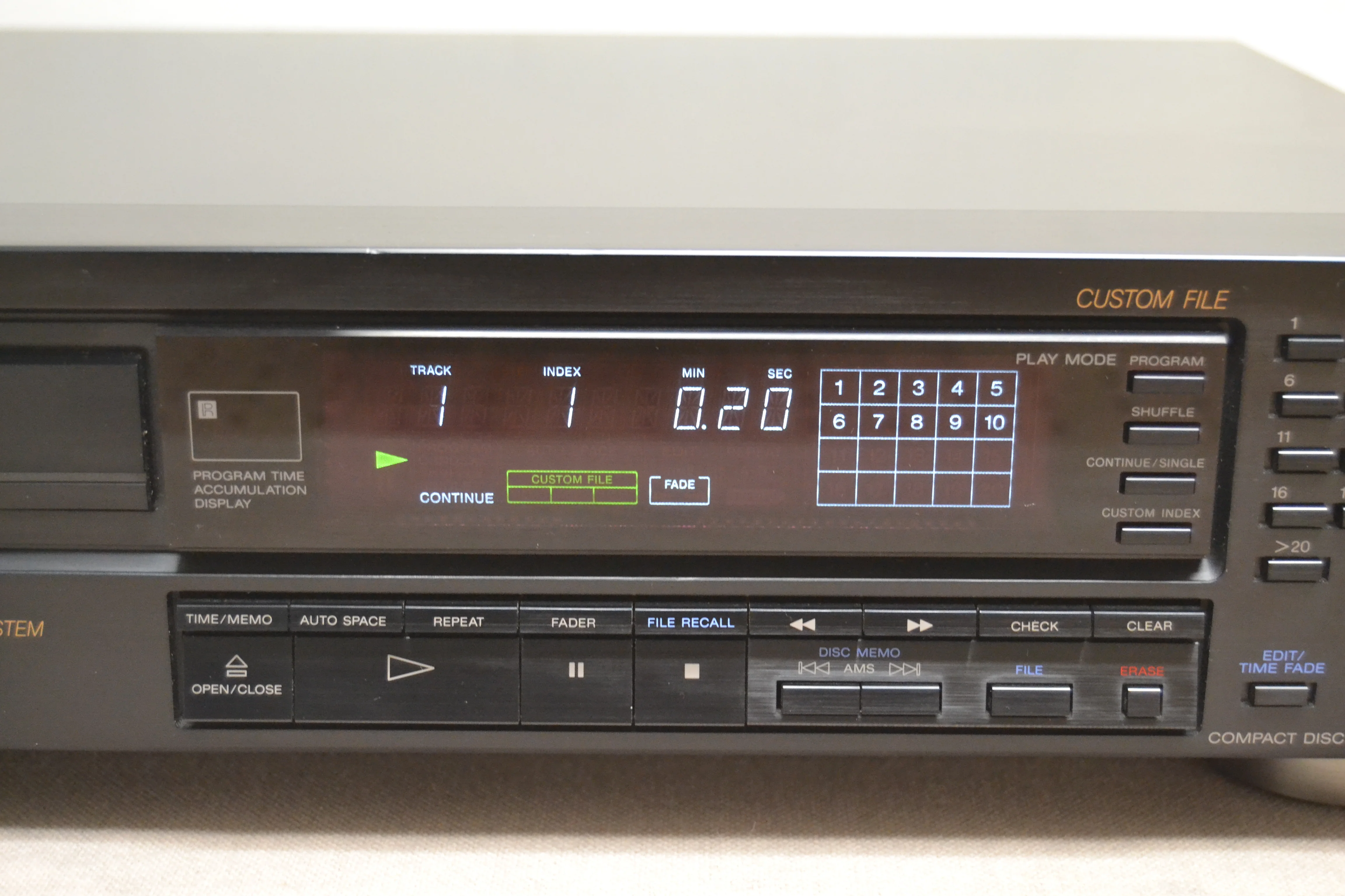 Sony CDP-508ES Single CD Player * 1989 * Remote Control - Image 3