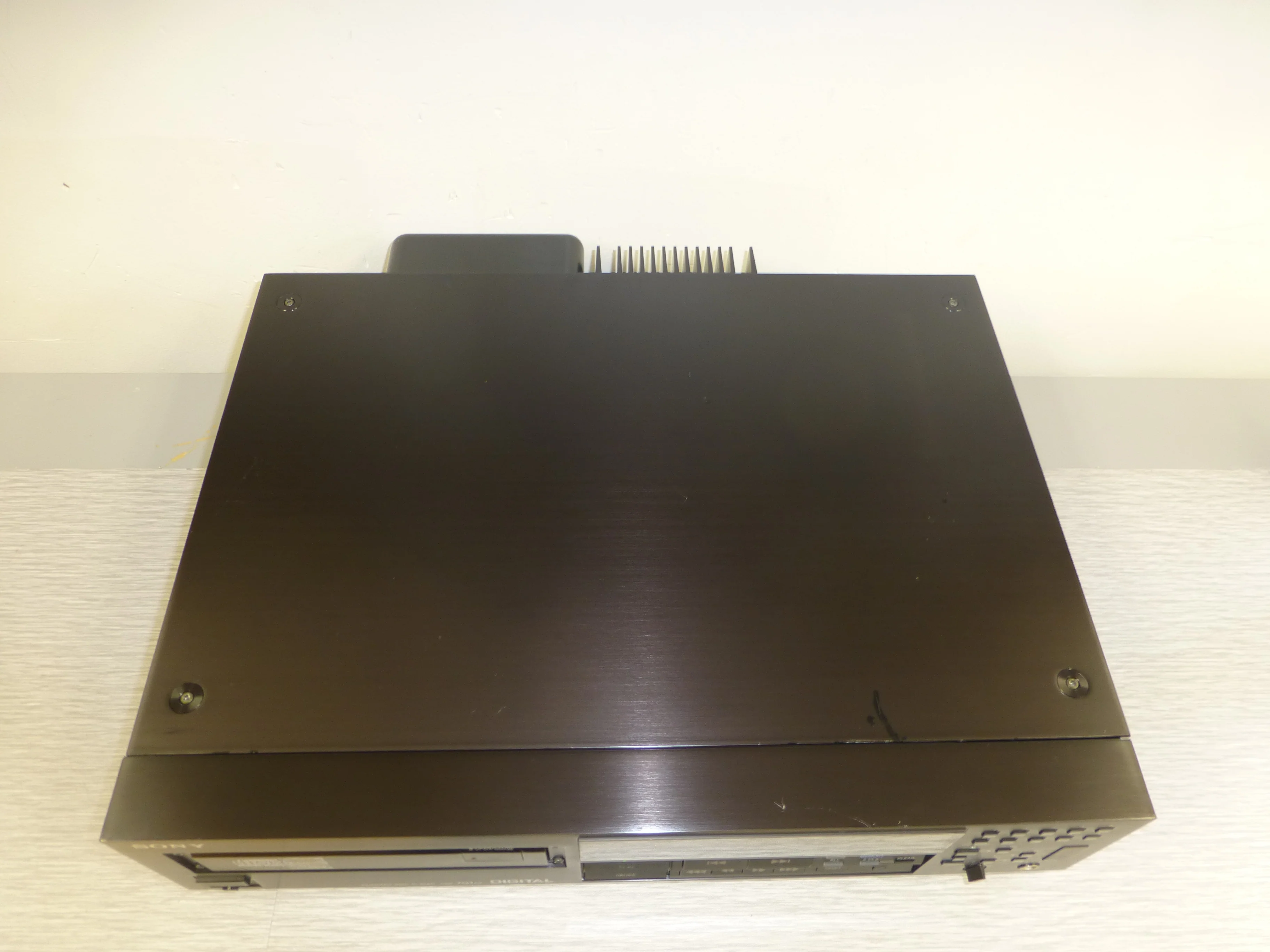 Sony CDP-701es Single CD Player - Image 5