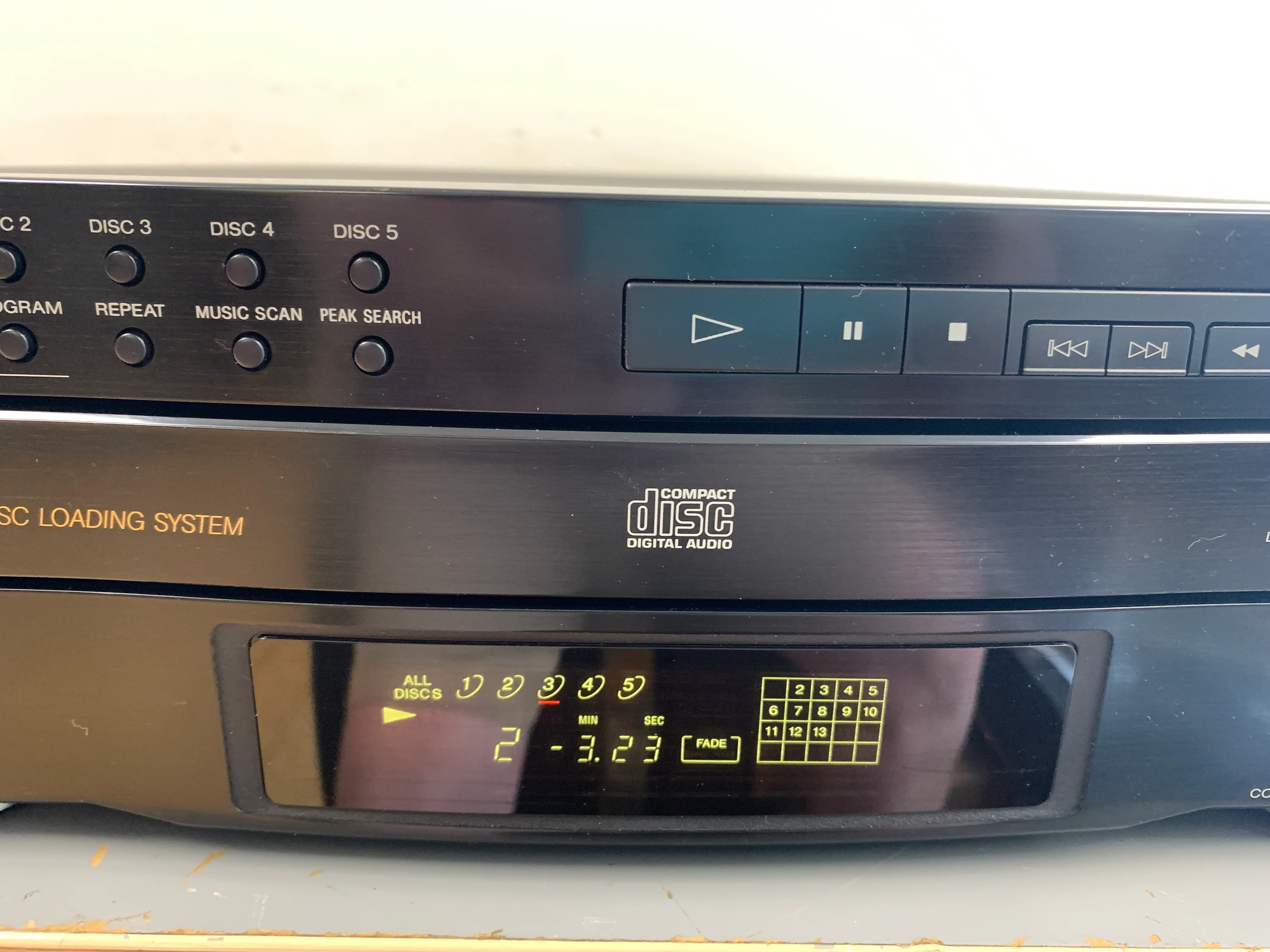 Sony CDP-C322M CD Carousel 5 Discs Mid Size - Image 3