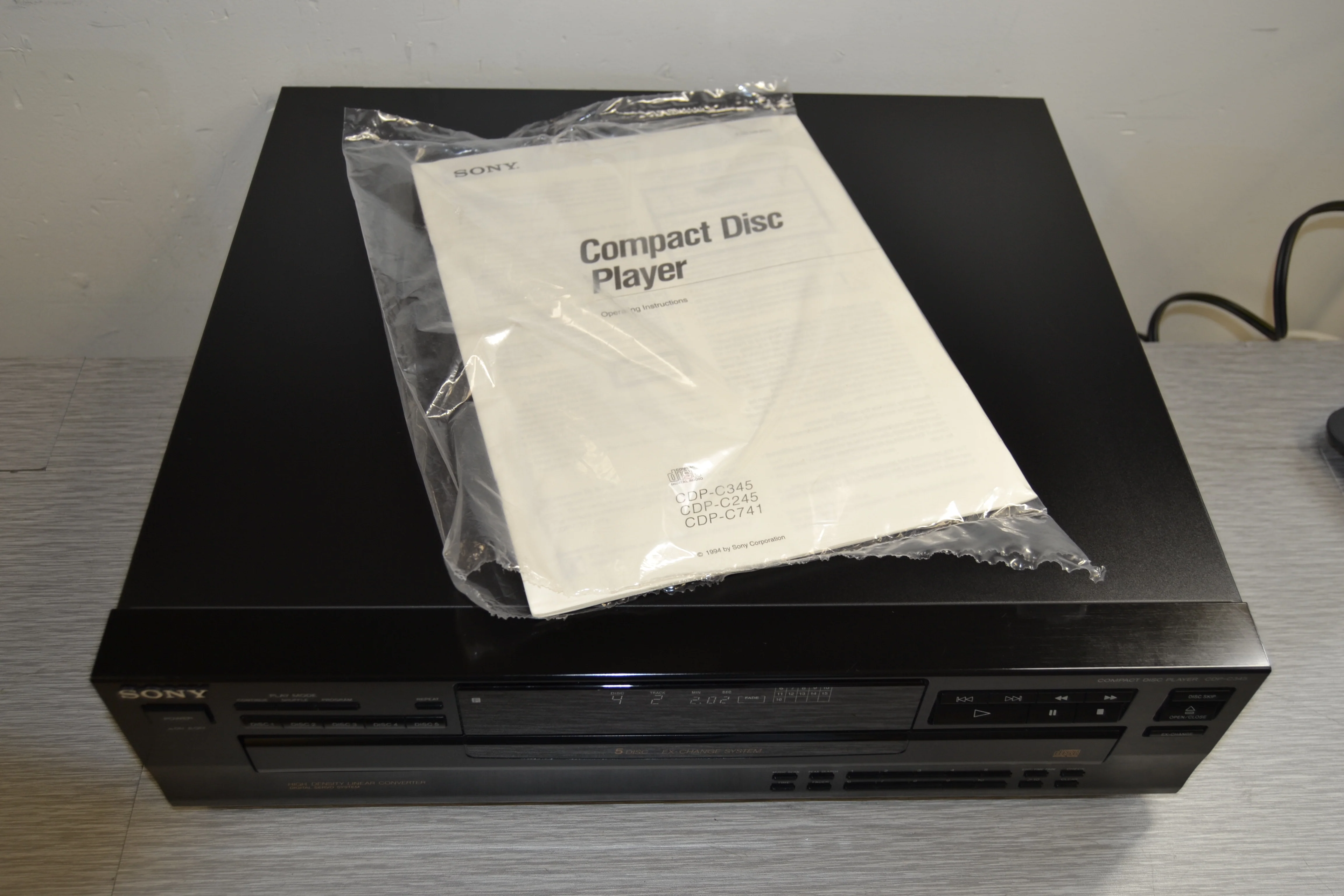 Sony CDP-C345 CD Carousel 5 Discs - Image 6