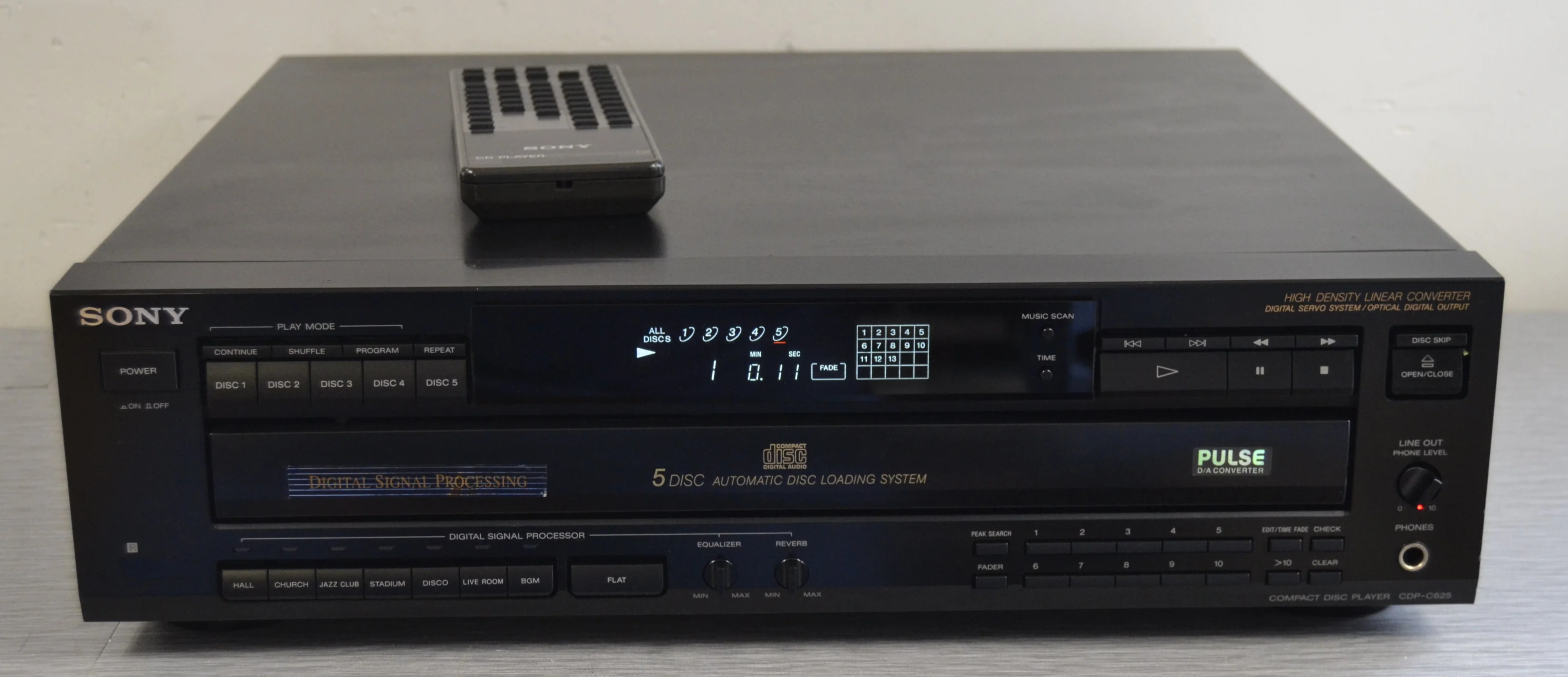 Sony CDP-C625 CD Carousel - 5 Discs - Remote Control