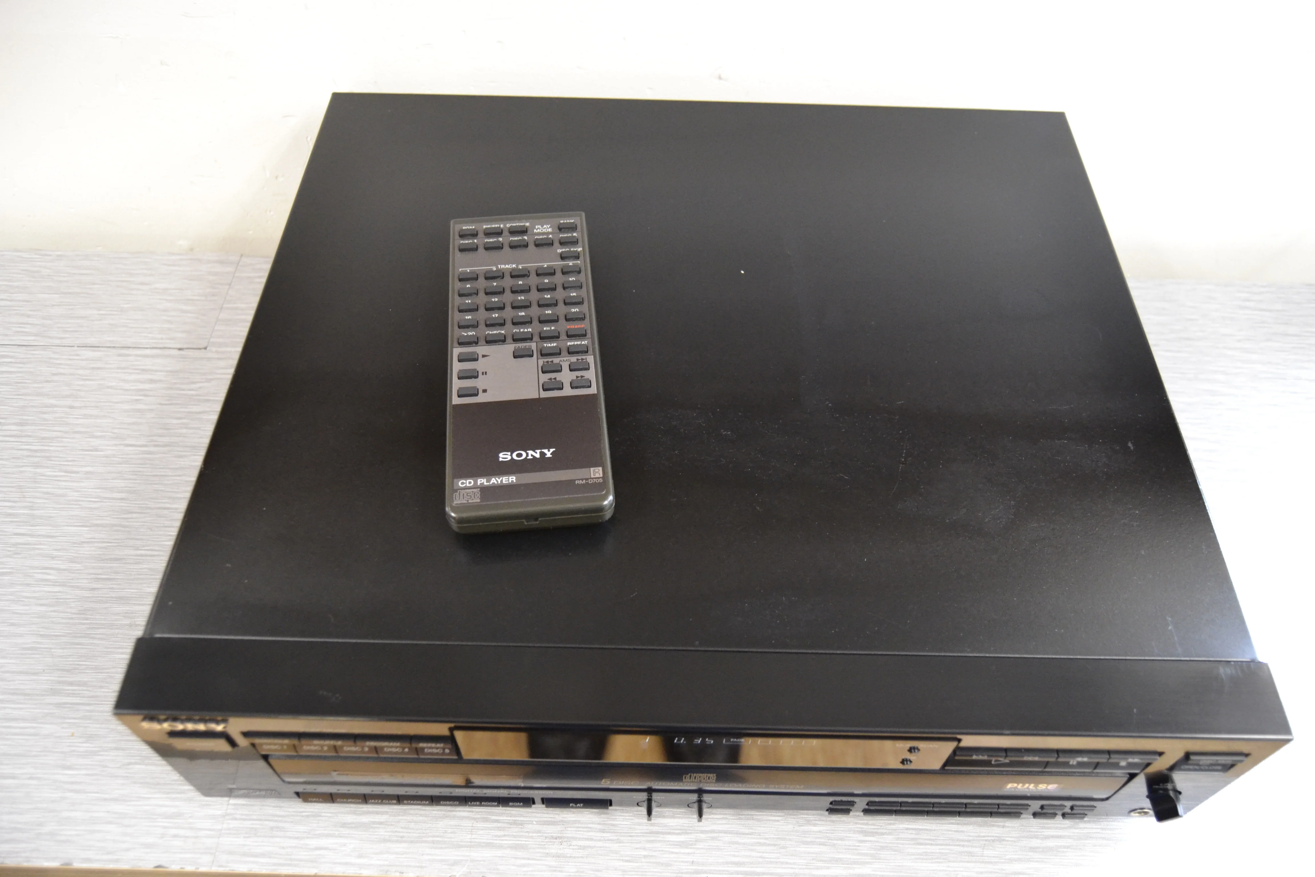 Sony CDP-C625 CD Carousel - 5 Discs - Remote Control - Image 6
