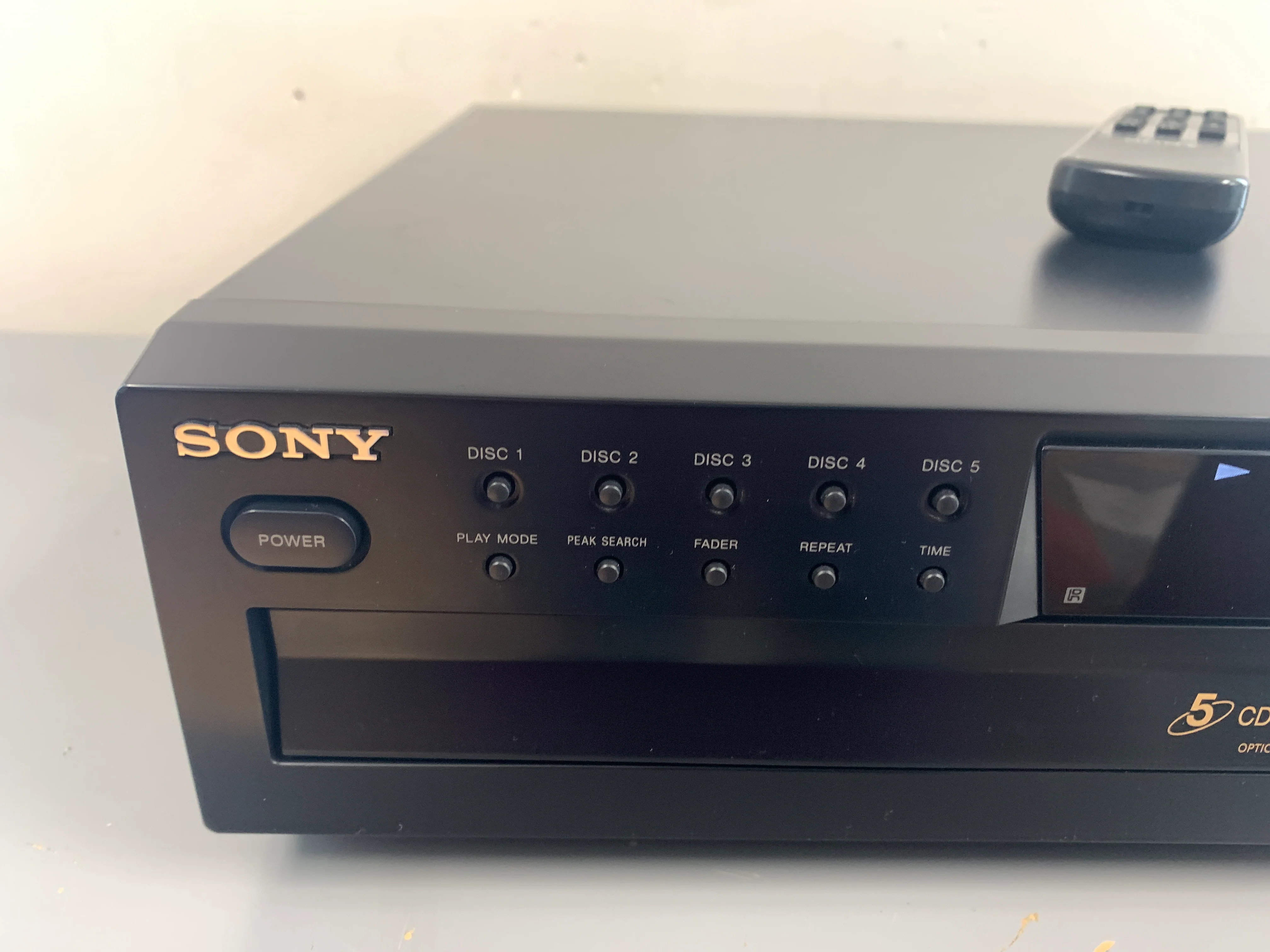 Sony CDP-CE375 Cd Carousel * 5 Discs * Remote Control - Image 2
