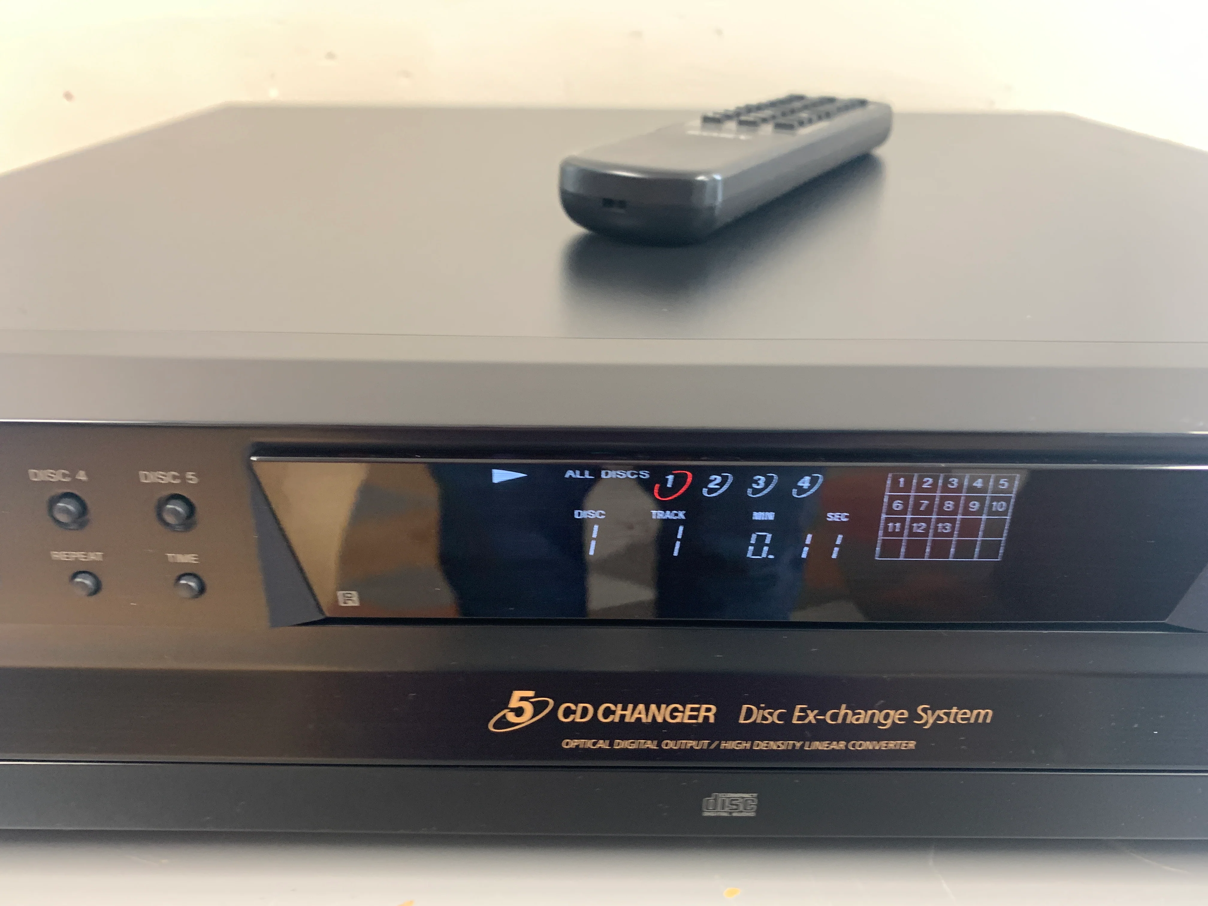 Sony CDP-CE375 Cd Carousel * 5 Discs * Remote Control - Image 3