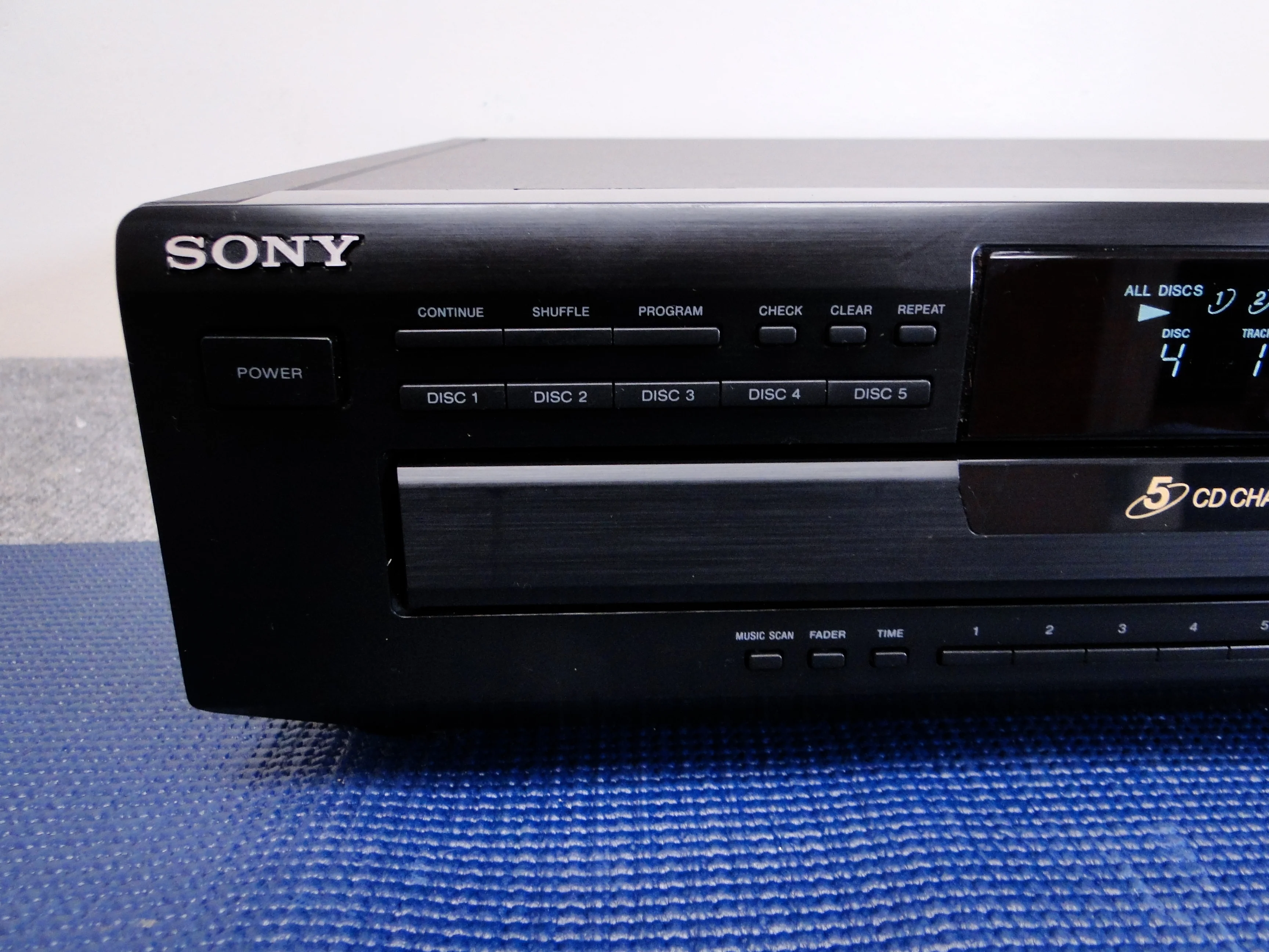 Sony CDP-CE405 CD Carousel - 5 Discs - Image 2