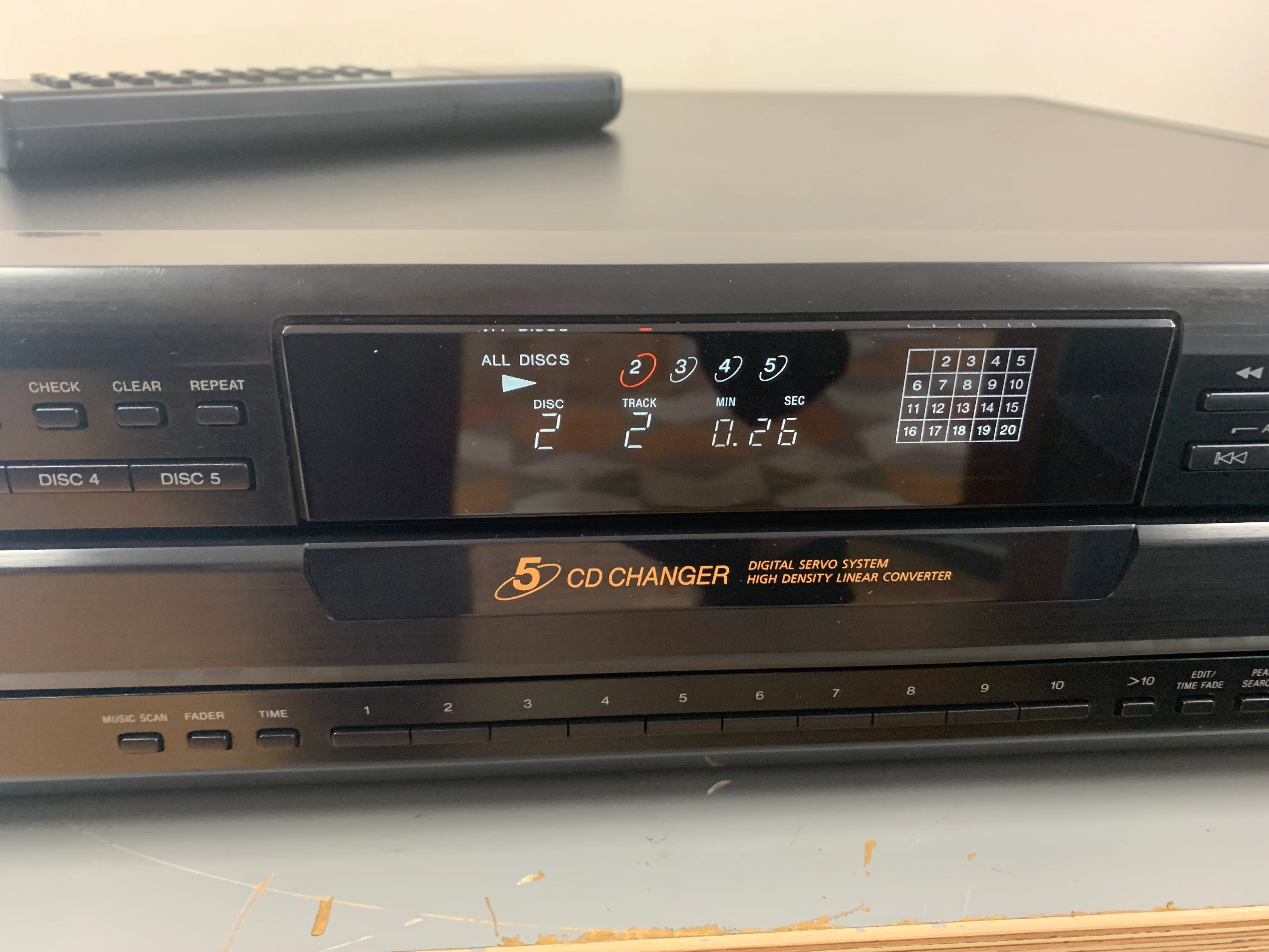Sony CDP-CE405 CD Carousel 5 Discs * Remote - Image 3