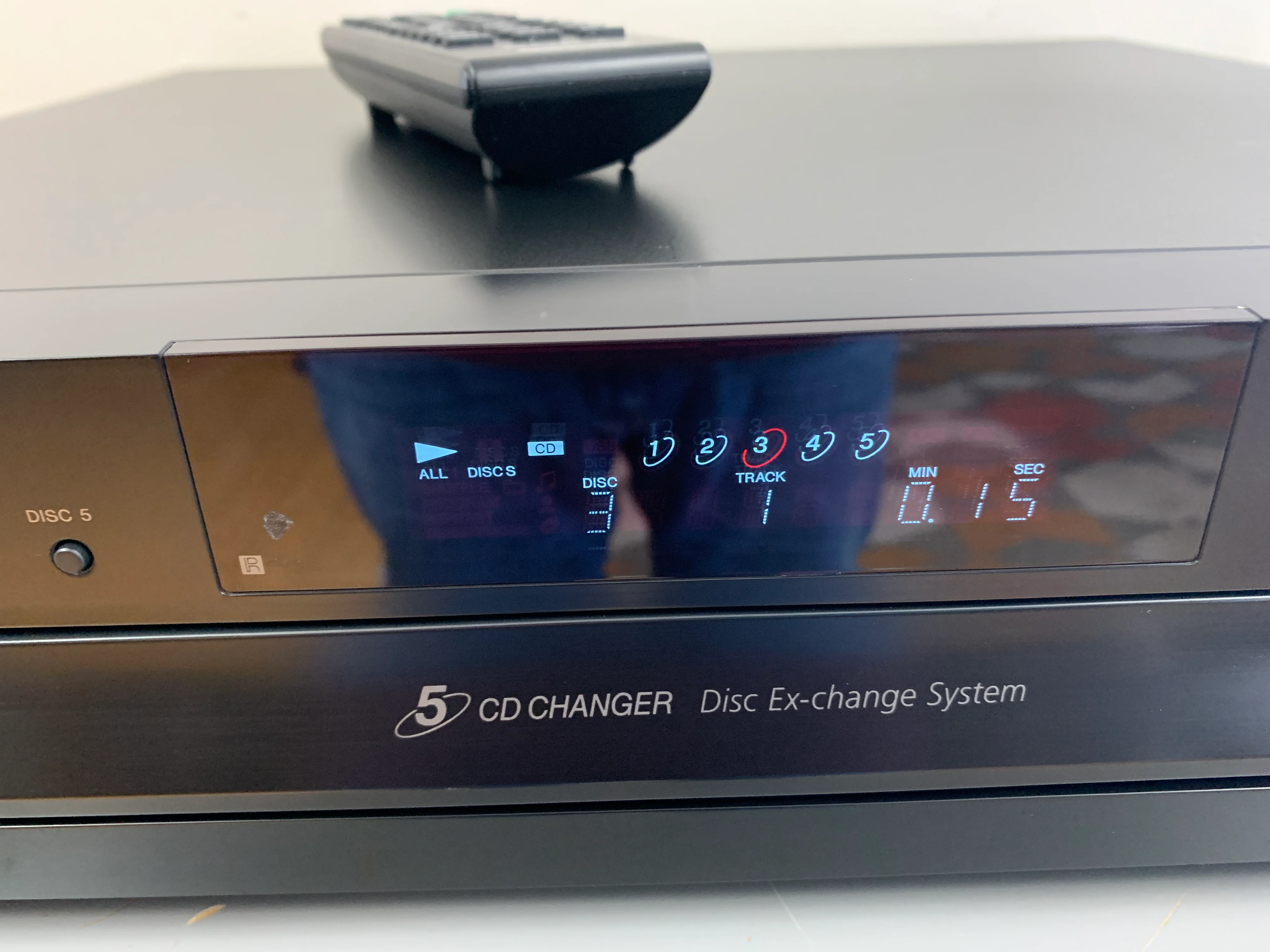 Sony cdp-ce500 CD Carousel 5 Discs and USB Recorder - Image 3