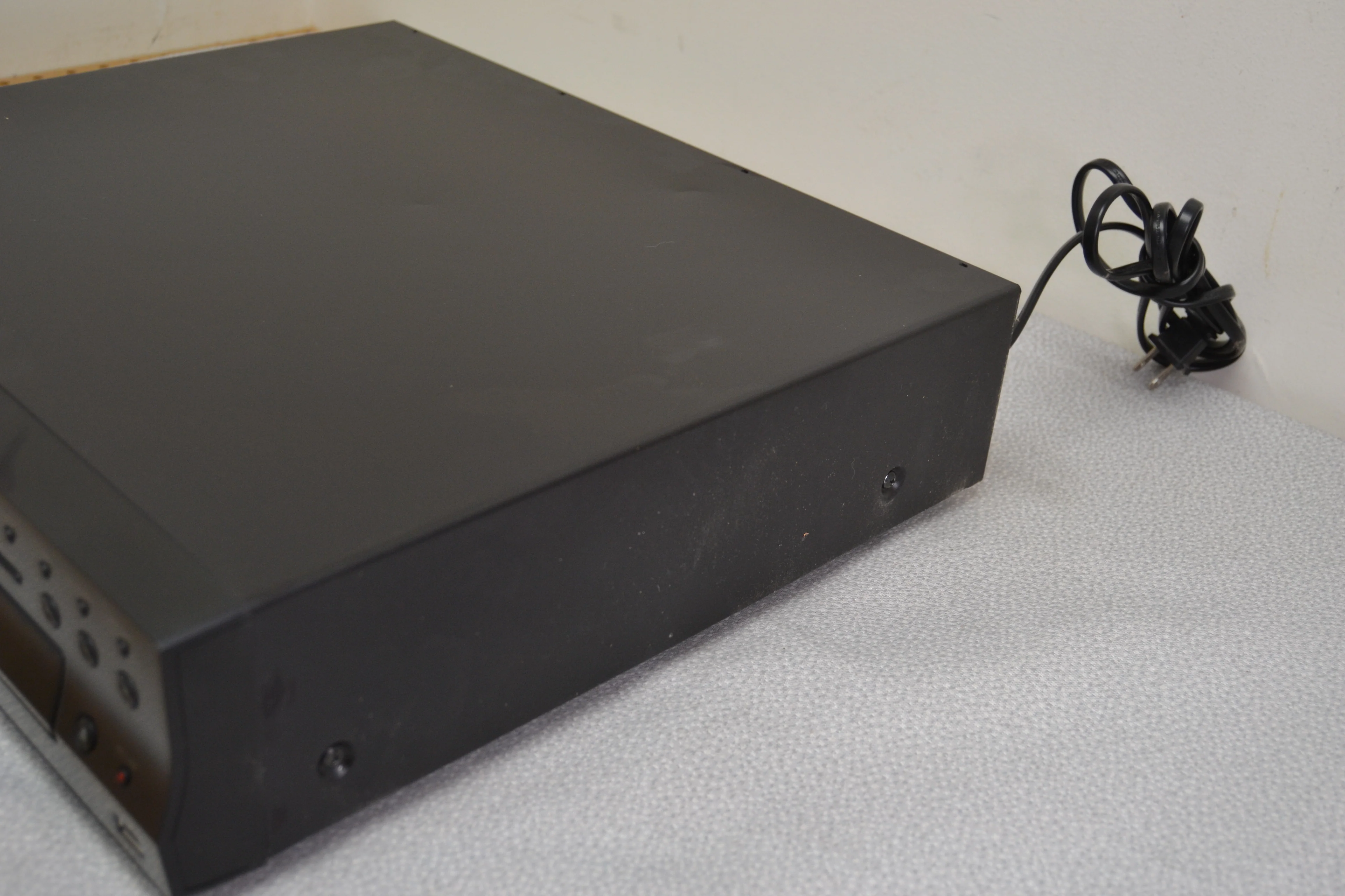 Sony CDP-CE500 CD Carousel with USB Recorder - Image 4