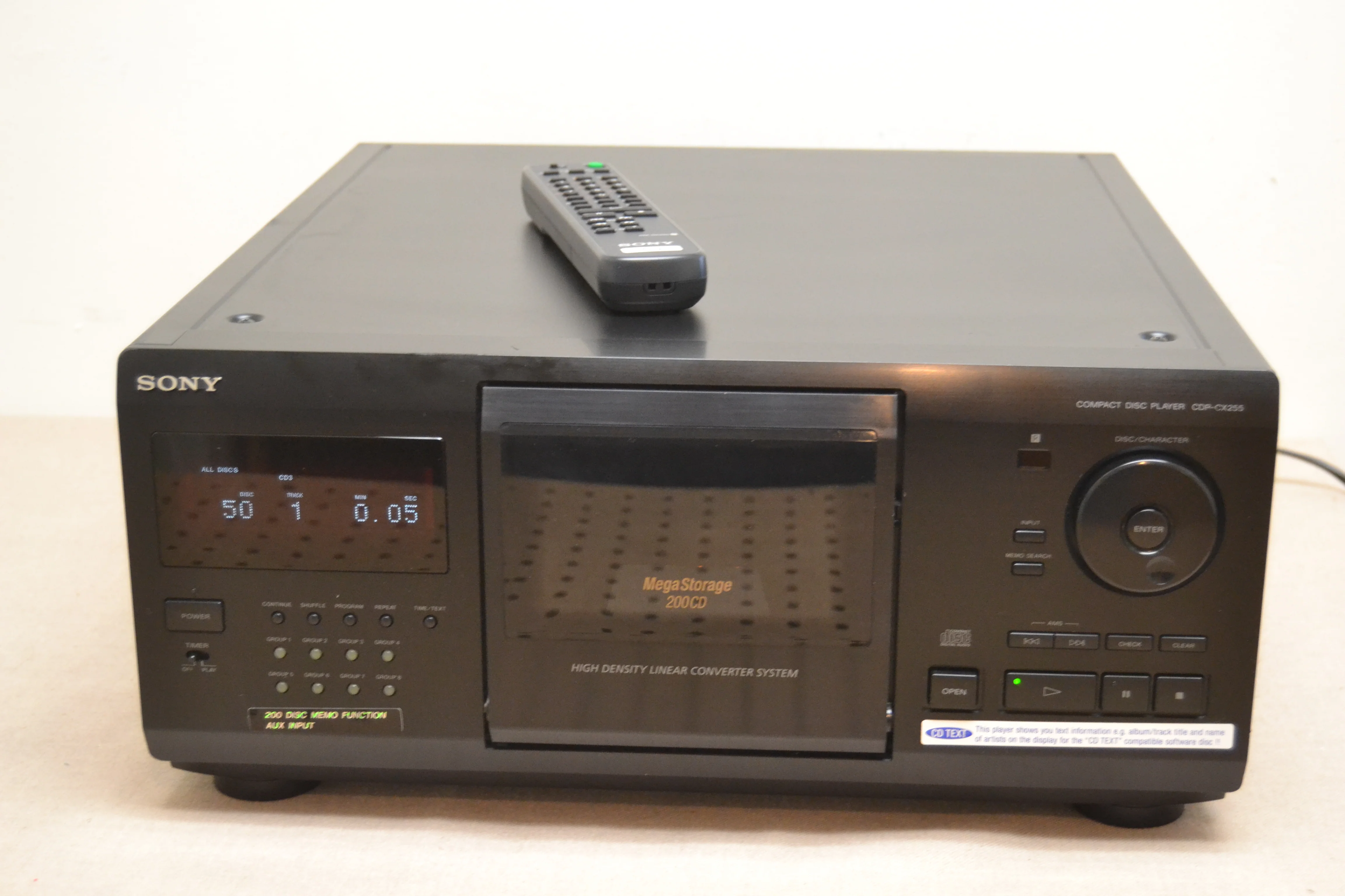 Sony CDP-CX255 - 200 Cd Mega Storage Disc Player * Remote Control