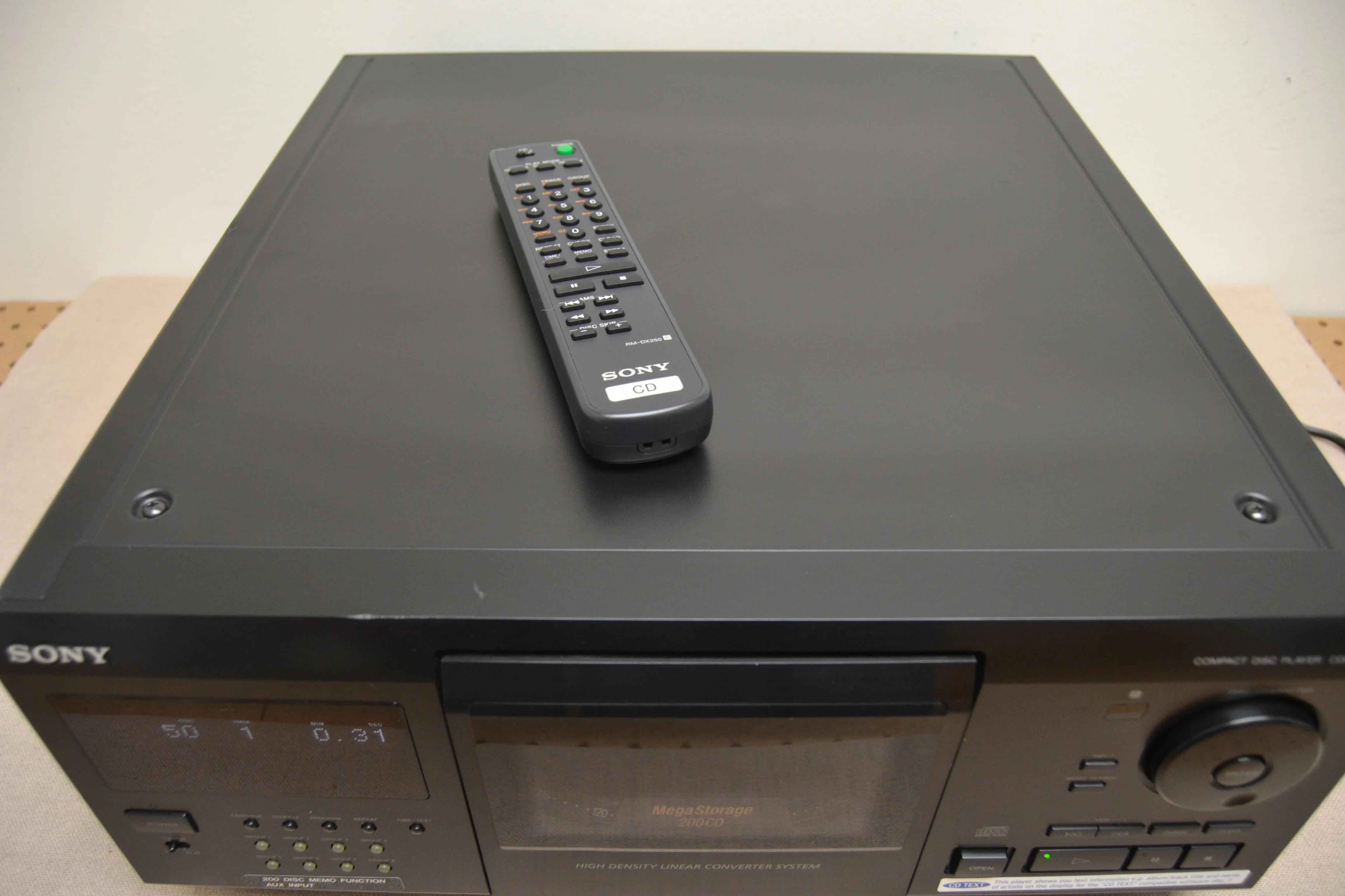 Sony CDP-CX255 - 200 Cd Mega Storage Disc Player * Remote Control - Image 5
