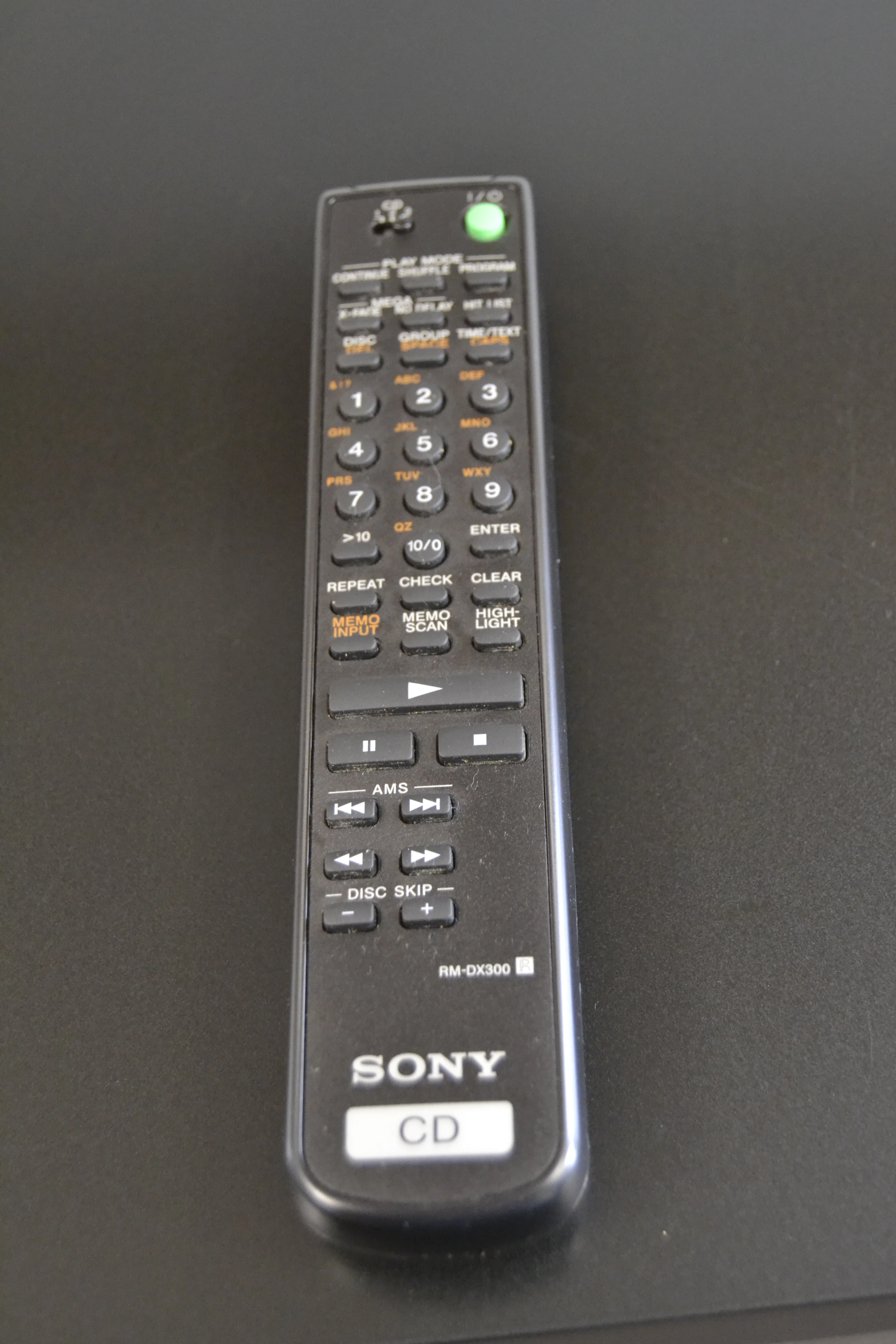 Sony CDP-CX355 CD Changer 300 Discs * Remote Control * 2009 - Image 6